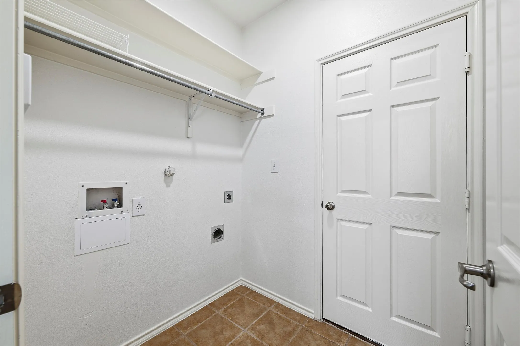 Townhouse For Sale in Collin County , 3221 Judge Holland Lane, Plano, Texas 75025, 3 Bedroom, 3 Bathroom, 2 Garage spaces, 1,597 Sqft, built in 2004, Price $339,000, mls#21152148, Real Estate Agent in Plano, Homes For Sale in Collin county, Homes For Sale in Plano, Realtor in Plano Texas, Real Estate Brokerage Independent Realty Texas, Luminita Cordes Realtor