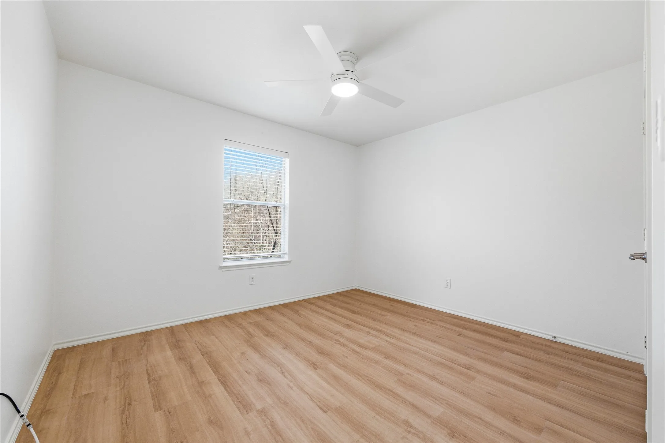 Townhouse For Sale in Collin County , 3221 Judge Holland Lane, Plano, Texas 75025, 3 Bedroom, 3 Bathroom, 2 Garage spaces, 1,597 Sqft, built in 2004, Price $339,000, mls#21152148, Real Estate Agent in Plano, Homes For Sale in Collin county, Homes For Sale in Plano, Realtor in Plano Texas, Real Estate Brokerage Independent Realty Texas, Luminita Cordes Realtor