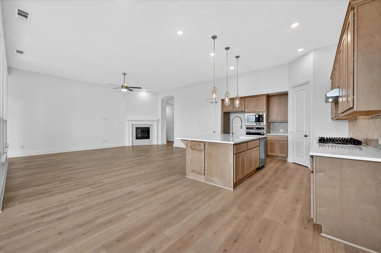 Single Family Residence For Sale in Kaufman County , 2408 Drummond Street, Forney, Texas 75126, 4 Bedroom, 4 Bathroom, 3 Garage spaces, 2,681 Sqft, built in 2026, New Construction - Incomplete, mls#21156217, Real Estate Agent in Forney, Homes For Sale in Kaufman county, Homes For Sale in Forney, Realtor in Forney Texas, Real Estate Brokerage Independent Realty Texas, Luminita Cordes Realtor