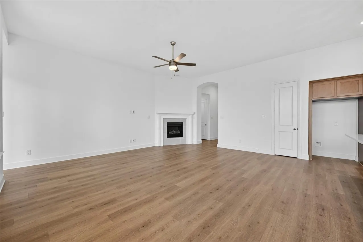 Single Family Residence For Sale in Kaufman County , 2408 Drummond Street, Forney, Texas 75126, 4 Bedroom, 4 Bathroom, 3 Garage spaces, 2,681 Sqft, built in 2026, New Construction - Incomplete, mls#21156217, Real Estate Agent in Forney, Homes For Sale in Kaufman county, Homes For Sale in Forney, Realtor in Forney Texas, Real Estate Brokerage Independent Realty Texas, Luminita Cordes Realtor