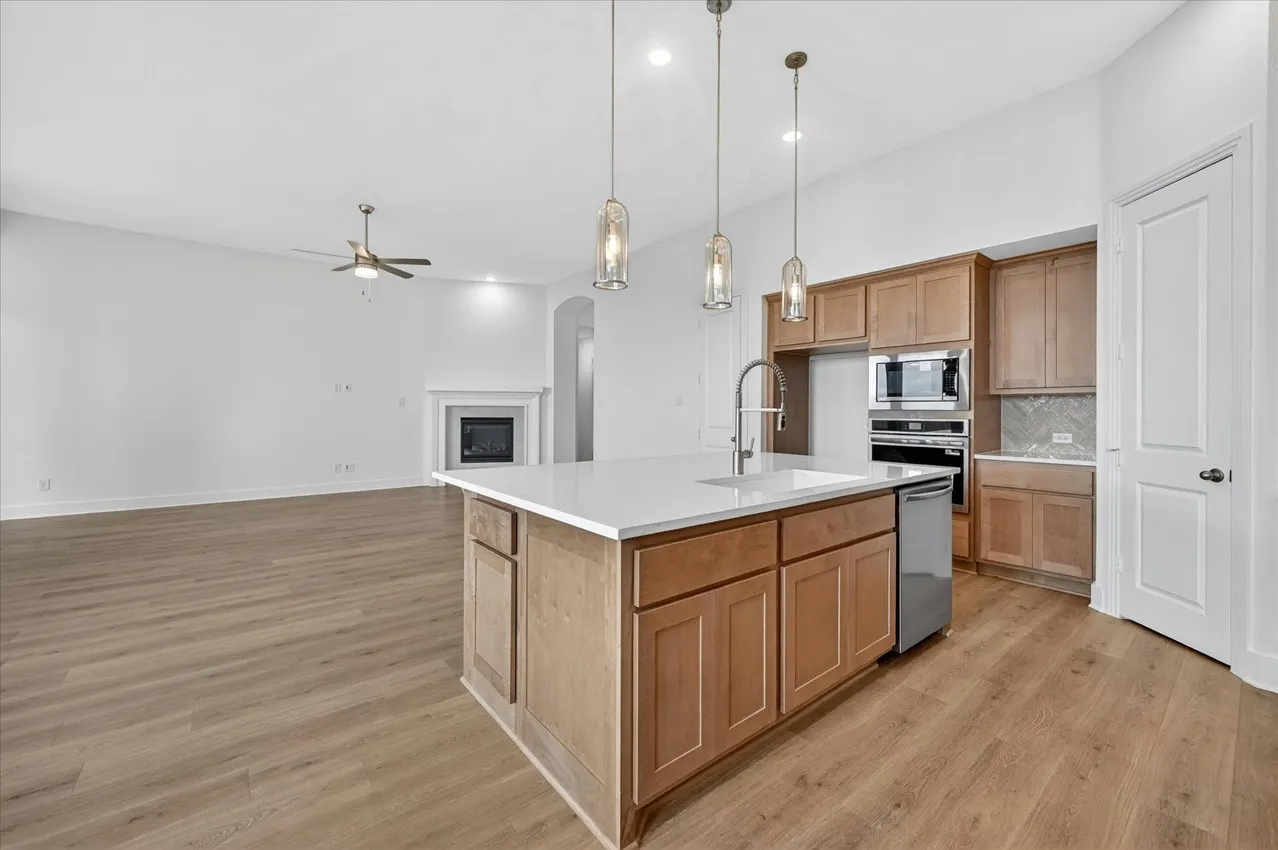 Single Family Residence For Sale in Kaufman County , 2408 Drummond Street, Forney, Texas 75126, 4 Bedroom, 4 Bathroom, 3 Garage spaces, 2,681 Sqft, built in 2026, New Construction - Incomplete, mls#21156217, Real Estate Agent in Forney, Homes For Sale in Kaufman county, Homes For Sale in Forney, Realtor in Forney Texas, Real Estate Brokerage Independent Realty Texas, Luminita Cordes Realtor