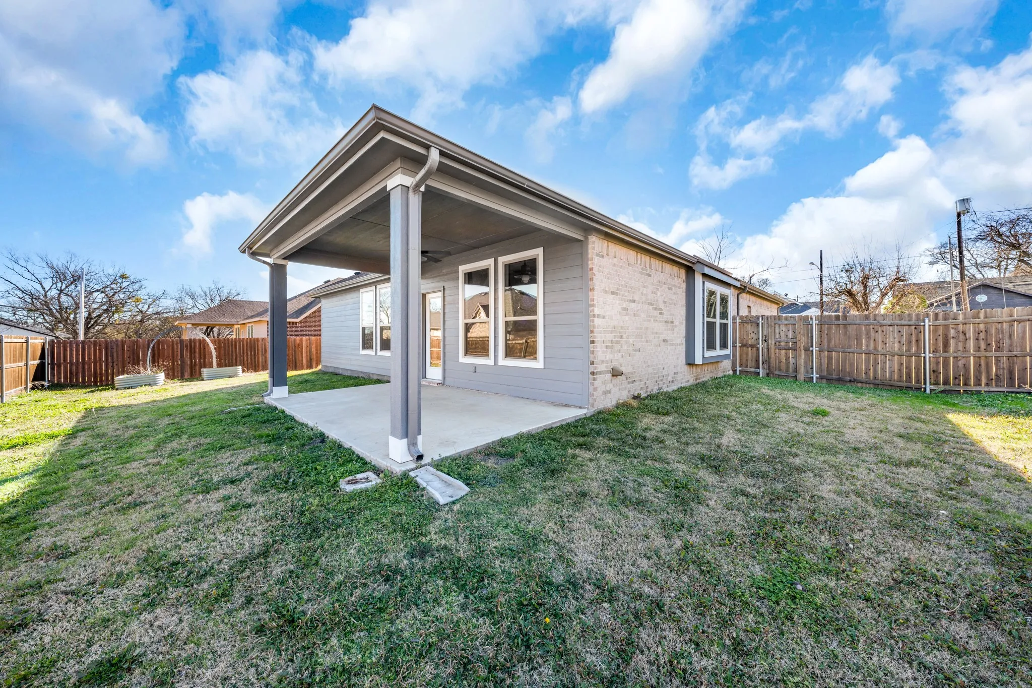 Single Family Residence For Sale in Hunt County , 3820 Mcdougal Street, Greenville, Texas 75401, 4 Bedroom, 2 Bathroom, 2 Garage spaces, 1,878 Sqft, built in 2022, Preowned, mls#21154037, Real Estate Agent in Greenville, Homes For Sale in Hunt county, Homes For Sale in Greenville, Realtor in Greenville Texas, Real Estate Brokerage Independent Realty Texas, Luminita Cordes Realtor