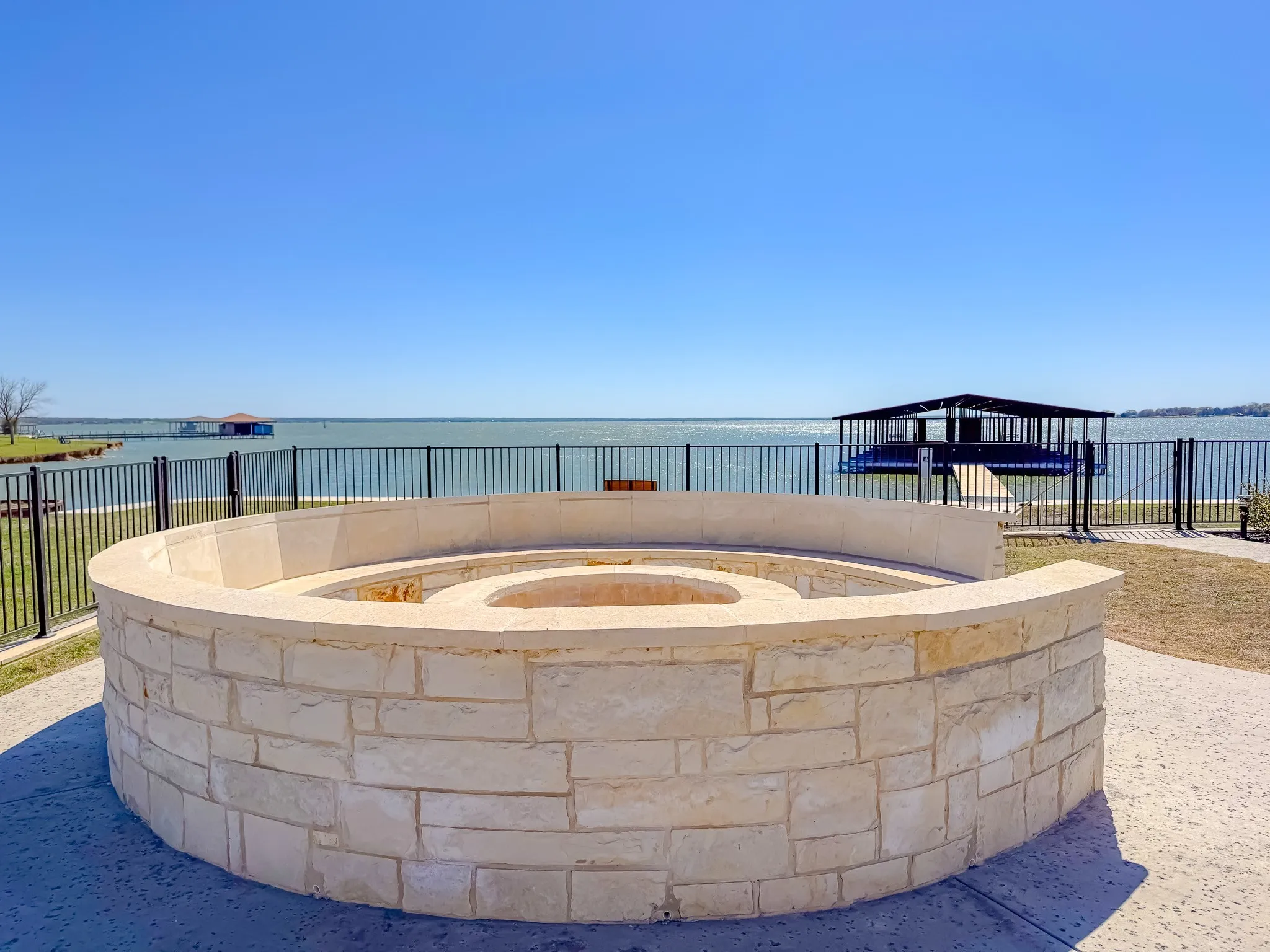 Fire pit