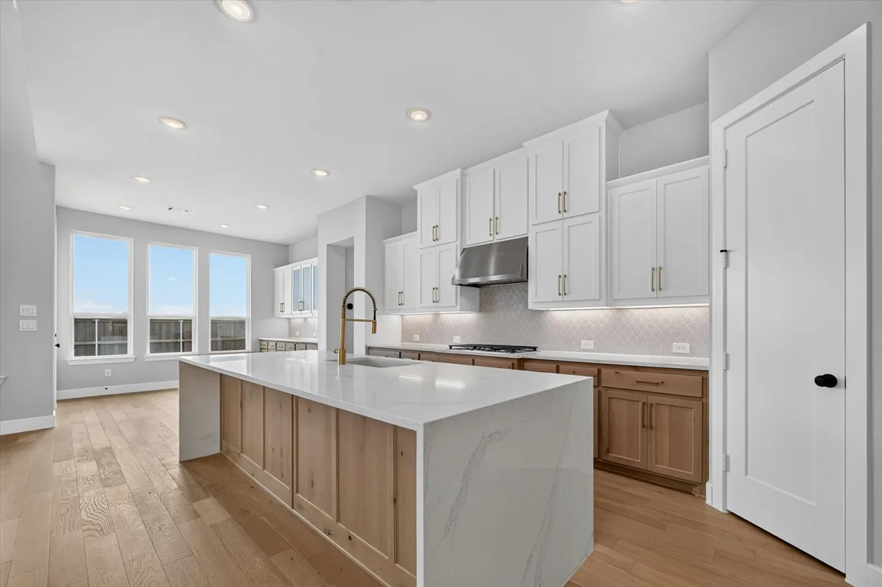 Single Family Residence For Sale in Rockwall County , 823 Montrose Drive, Rockwall, Texas 75087, 5 Bedroom, 7 Bathroom, 3 Garage spaces, 3,819 Sqft, built in 2026, New Construction - Incomplete, mls#21156235, Real Estate Agent in Rockwall, Homes For Sale in Rockwall county, Homes For Sale in Rockwall, Realtor in Rockwall Texas, Real Estate Brokerage Independent Realty Texas, Luminita Cordes Realtor