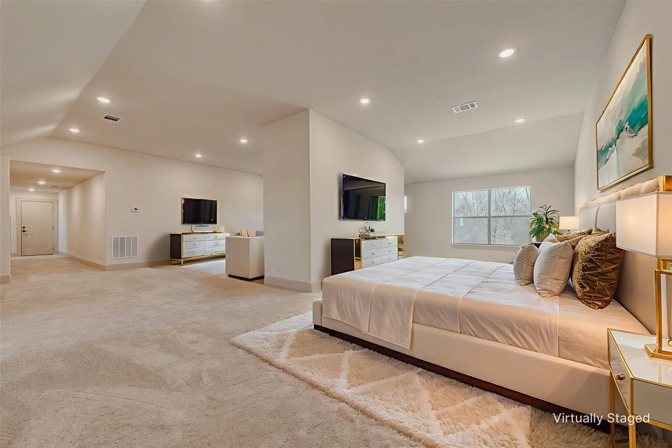 VIRTUAL STAGED PHOTO UPSTAIRS BEDROOM 4