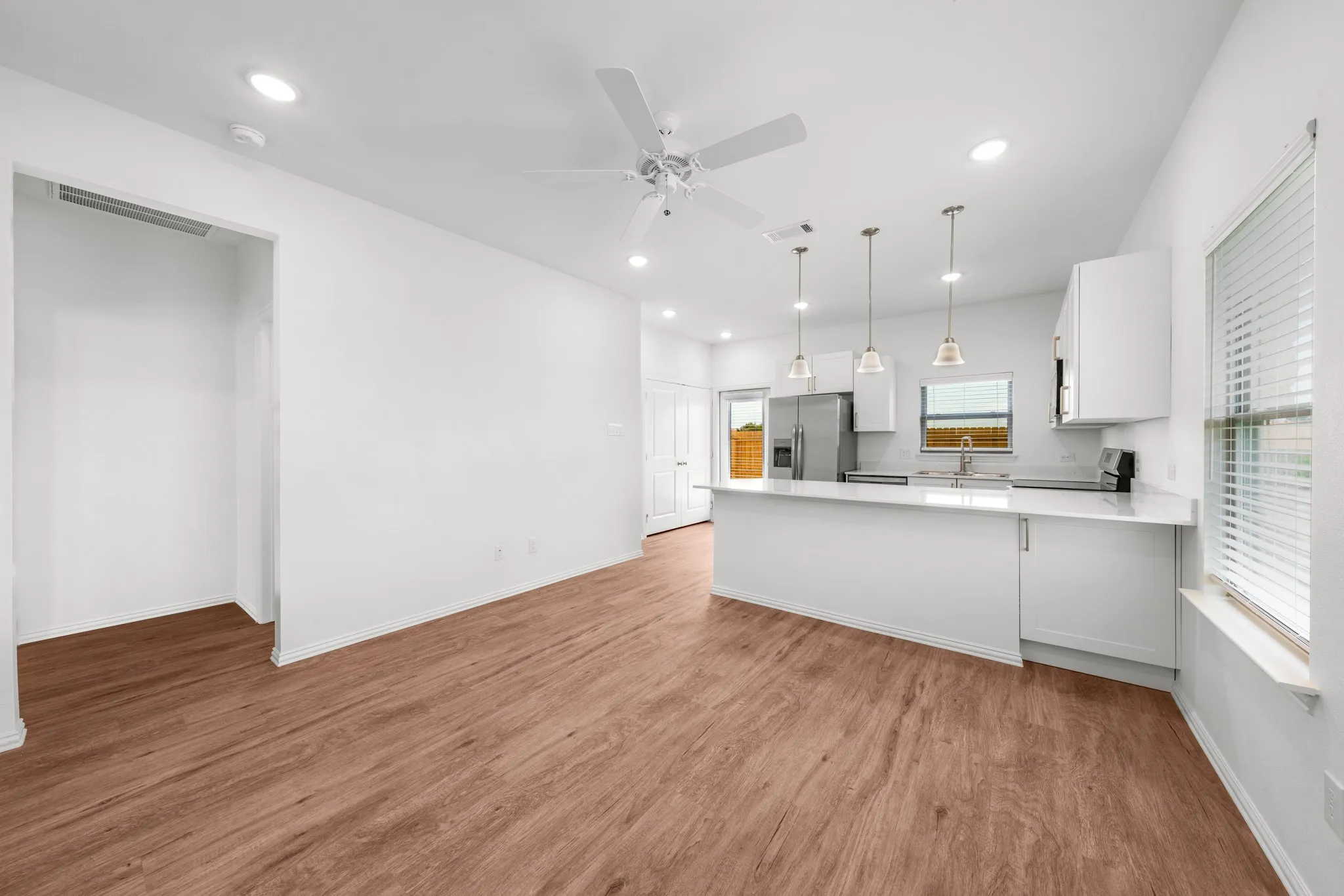 Duplex For Rent in Hunt County , 6415 Fm 1570 W 701A, Greenville, Texas 75402, 1 Bedroom, 1 Bathroom, Garage spaces, 611 Sqft, built in 2026, New Construction - Complete, Price $1,385, mls#21154422, Real Estate Agent in Greenville, Homes For Rent in Hunt county, Homes For Rent in Greenville, Realtor in Greenville Texas, Real Estate Brokerage Independent Realty Texas, Luminita Cordes Realtor