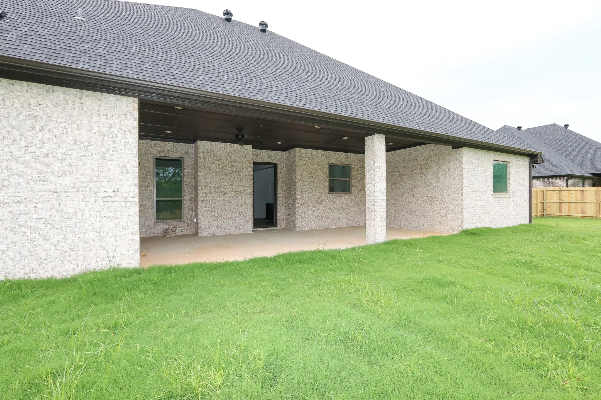 Single Family Residence For Sale in Smith County , 16503 Cooper Way, Tyler, Texas 75703, 4 Bedroom, 3 Bathroom, 2 Garage spaces, 2,402 Sqft, built in 2025, New Construction - Complete, mls#21156550, Real Estate Agent in Tyler, Homes For Sale in Smith county, Homes For Sale in Tyler, Realtor in Tyler Texas, Real Estate Brokerage Independent Realty Texas, Luminita Cordes Realtor