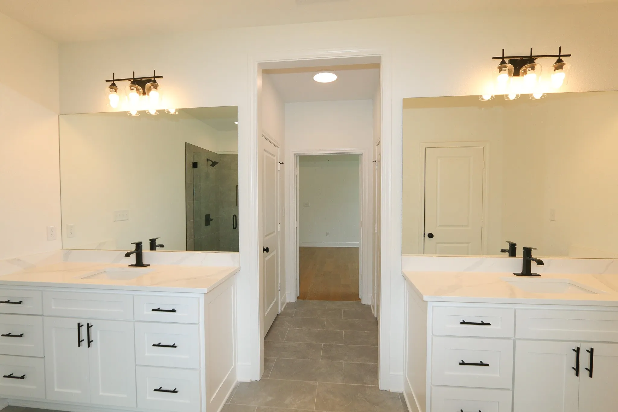Single Family Residence For Sale in Smith County , 16503 Cooper Way, Tyler, Texas 75703, 4 Bedroom, 3 Bathroom, 2 Garage spaces, 2,402 Sqft, built in 2025, New Construction - Complete, mls#21156550, Real Estate Agent in Tyler, Homes For Sale in Smith county, Homes For Sale in Tyler, Realtor in Tyler Texas, Real Estate Brokerage Independent Realty Texas, Luminita Cordes Realtor
