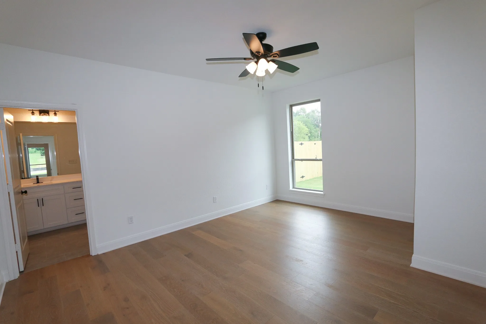 Single Family Residence For Sale in Smith County , 16503 Cooper Way, Tyler, Texas 75703, 4 Bedroom, 3 Bathroom, 2 Garage spaces, 2,402 Sqft, built in 2025, New Construction - Complete, mls#21156550, Real Estate Agent in Tyler, Homes For Sale in Smith county, Homes For Sale in Tyler, Realtor in Tyler Texas, Real Estate Brokerage Independent Realty Texas, Luminita Cordes Realtor