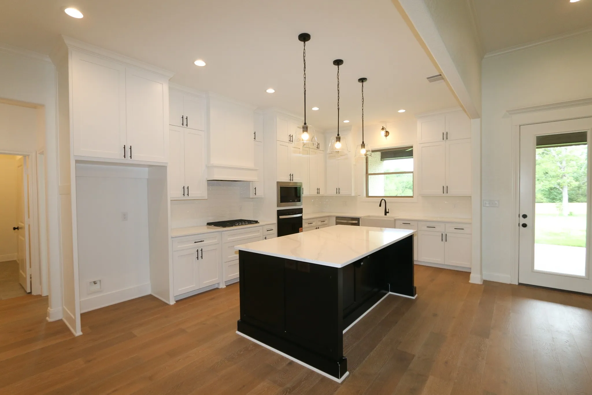 Single Family Residence For Sale in Smith County , 16503 Cooper Way, Tyler, Texas 75703, 4 Bedroom, 3 Bathroom, 2 Garage spaces, 2,402 Sqft, built in 2025, New Construction - Complete, mls#21156550, Real Estate Agent in Tyler, Homes For Sale in Smith county, Homes For Sale in Tyler, Realtor in Tyler Texas, Real Estate Brokerage Independent Realty Texas, Luminita Cordes Realtor