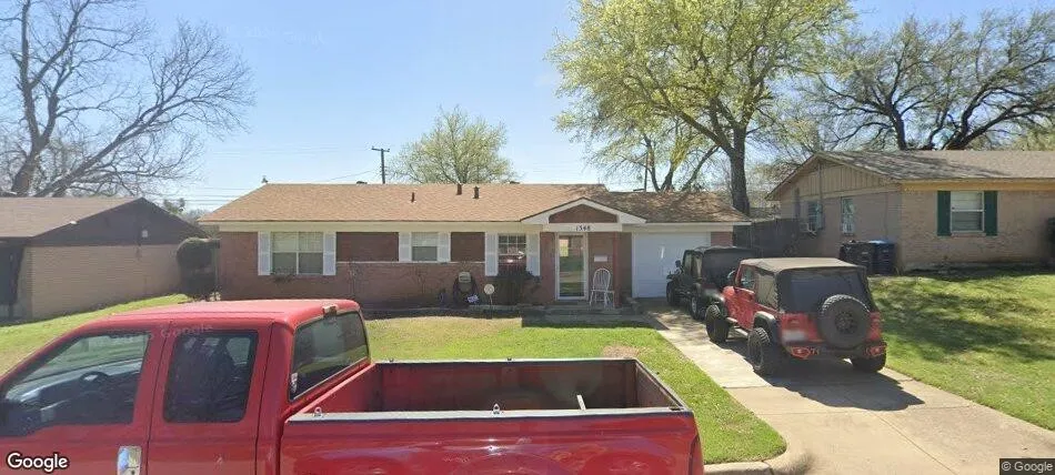 Single Family Residence For Sale in Tarrant County , 1348 E Anthony Street, Fort Worth, Texas 76115, 3 Bedrooms, 1 Bathroom, 1 Garage spaces, 1,032 Sqft, built in 1958, Preowned, Price $225,000, mls#21153587, Real Estate Agent in Fort Worth, Homes For Sale in Tarrant county, Homes For Sale in Fort Worth, Realtor in Fort Worth Texas, Real Estate Brokerage Independent Realty Texas, Luminita Cordes Realtor