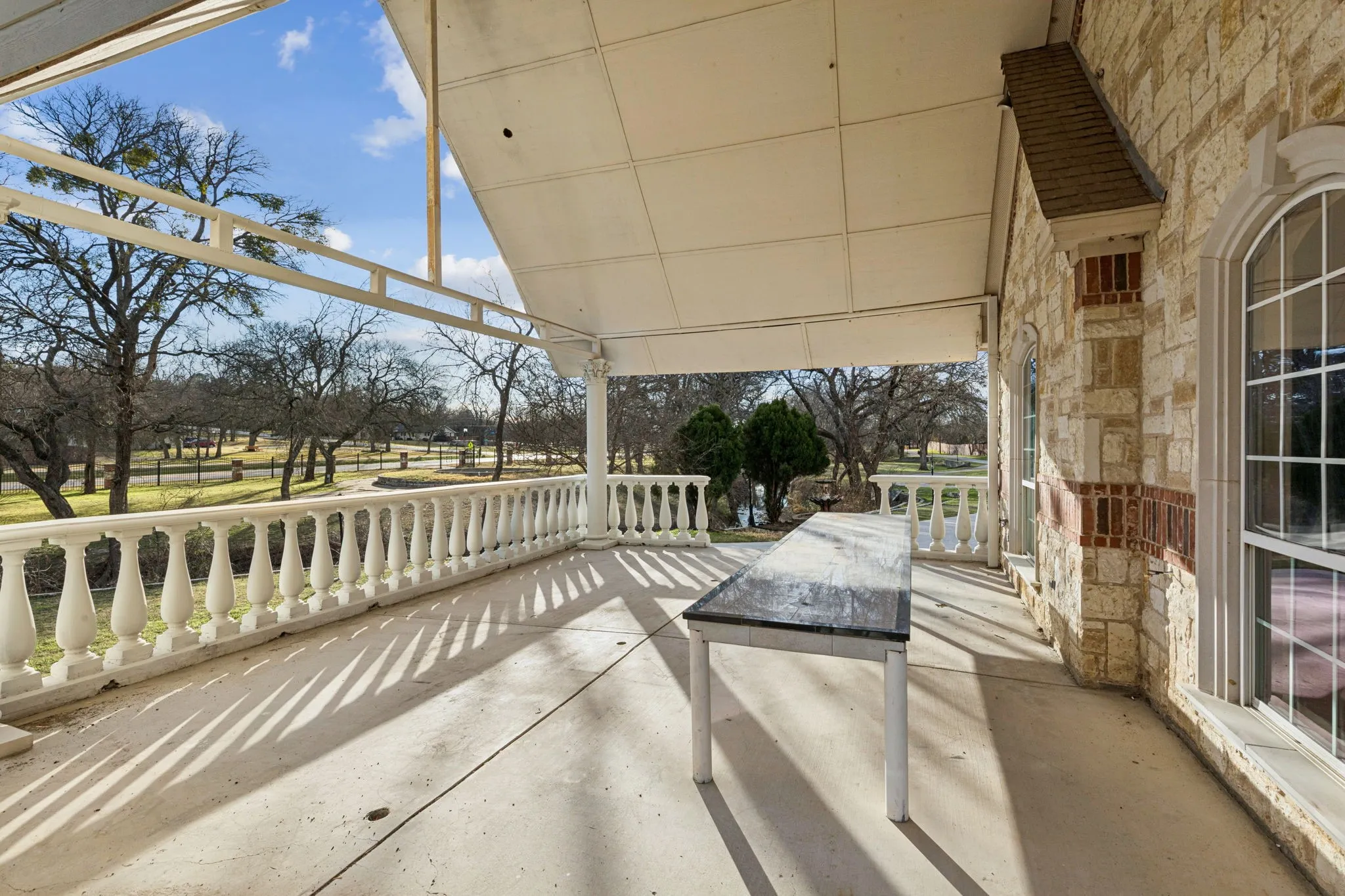 Single Family Residence For Sale in Tarrant County , 469 Apache Trail, Keller, Texas 76248, 6 Bedroom, 8 Bathroom, 3 Garage spaces, 7,983 Sqft, built in 2004, mls#21149754, Real Estate Agent in Keller, Homes For Sale in Tarrant county, Homes For Sale in Keller, Realtor in Keller Texas, Real Estate Brokerage Independent Realty Texas, Luminita Cordes Realtor