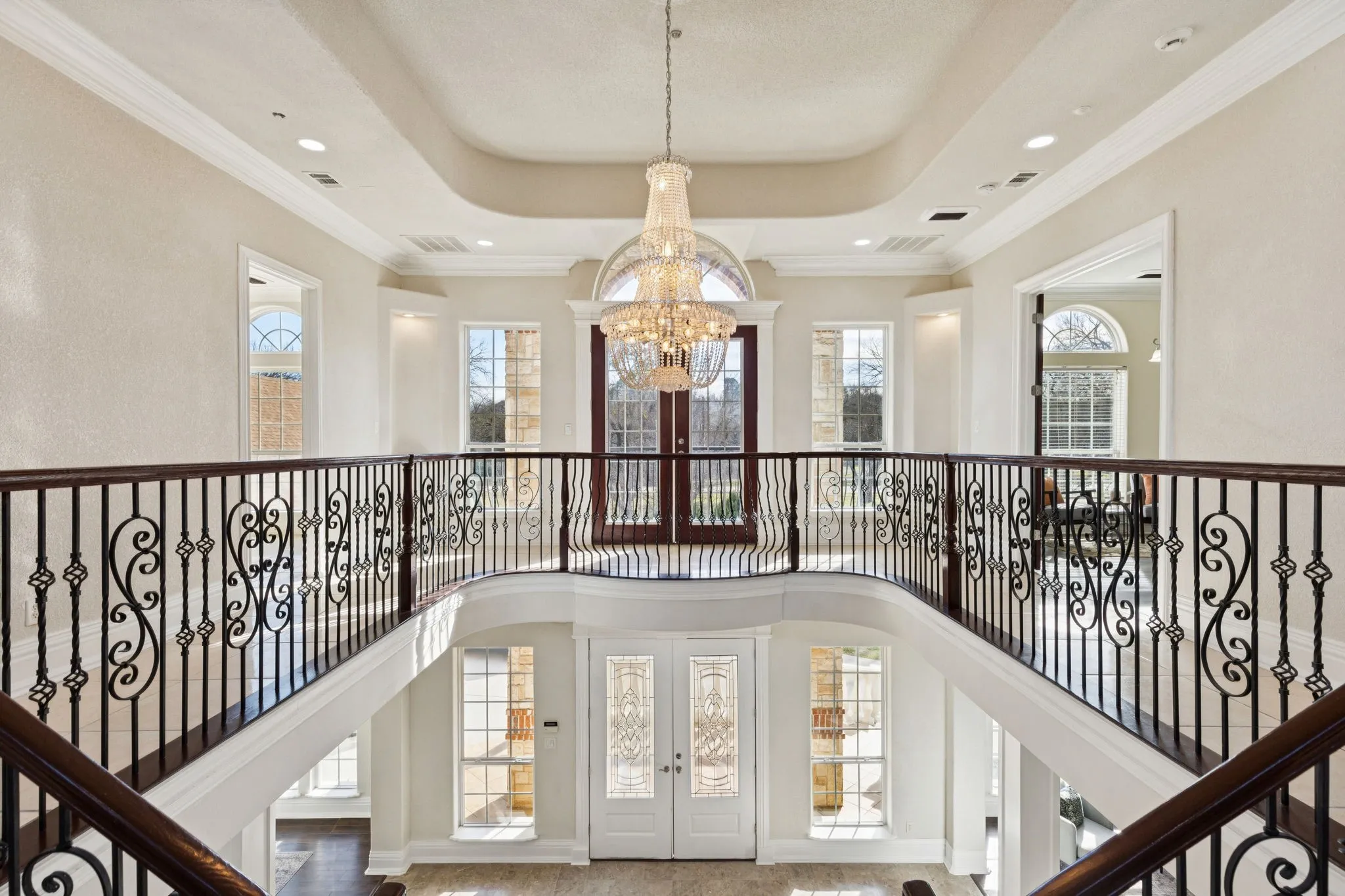 Single Family Residence For Sale in Tarrant County , 469 Apache Trail, Keller, Texas 76248, 6 Bedroom, 8 Bathroom, 3 Garage spaces, 7,983 Sqft, built in 2004, mls#21149754, Real Estate Agent in Keller, Homes For Sale in Tarrant county, Homes For Sale in Keller, Realtor in Keller Texas, Real Estate Brokerage Independent Realty Texas, Luminita Cordes Realtor