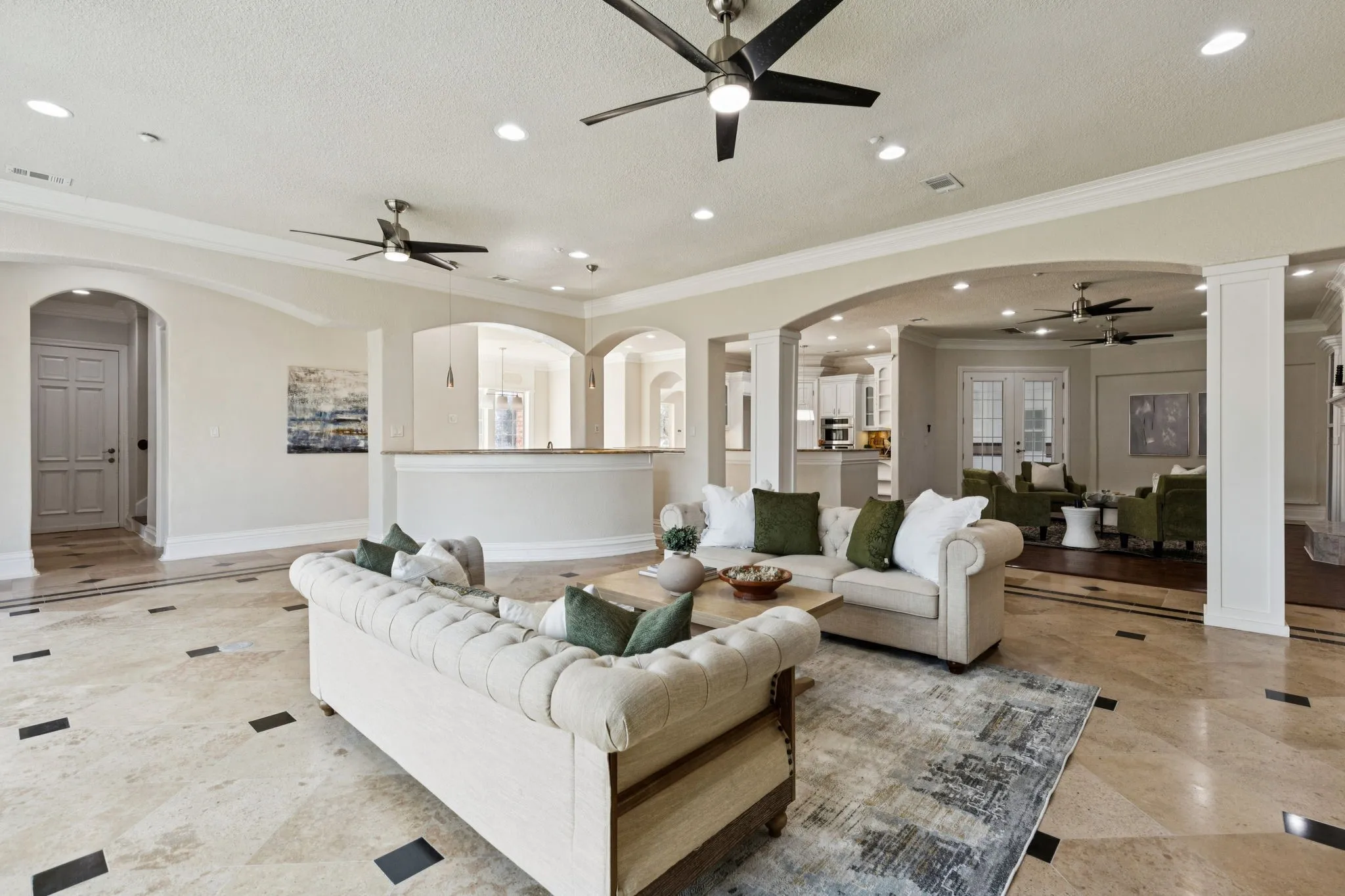 Single Family Residence For Sale in Tarrant County , 469 Apache Trail, Keller, Texas 76248, 6 Bedroom, 8 Bathroom, 3 Garage spaces, 7,983 Sqft, built in 2004, mls#21149754, Real Estate Agent in Keller, Homes For Sale in Tarrant county, Homes For Sale in Keller, Realtor in Keller Texas, Real Estate Brokerage Independent Realty Texas, Luminita Cordes Realtor