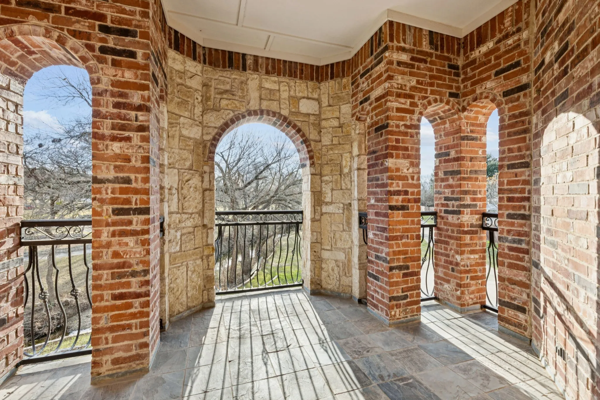 Single Family Residence For Sale in Tarrant County , 469 Apache Trail, Keller, Texas 76248, 6 Bedroom, 8 Bathroom, 3 Garage spaces, 7,983 Sqft, built in 2004, mls#21149754, Real Estate Agent in Keller, Homes For Sale in Tarrant county, Homes For Sale in Keller, Realtor in Keller Texas, Real Estate Brokerage Independent Realty Texas, Luminita Cordes Realtor