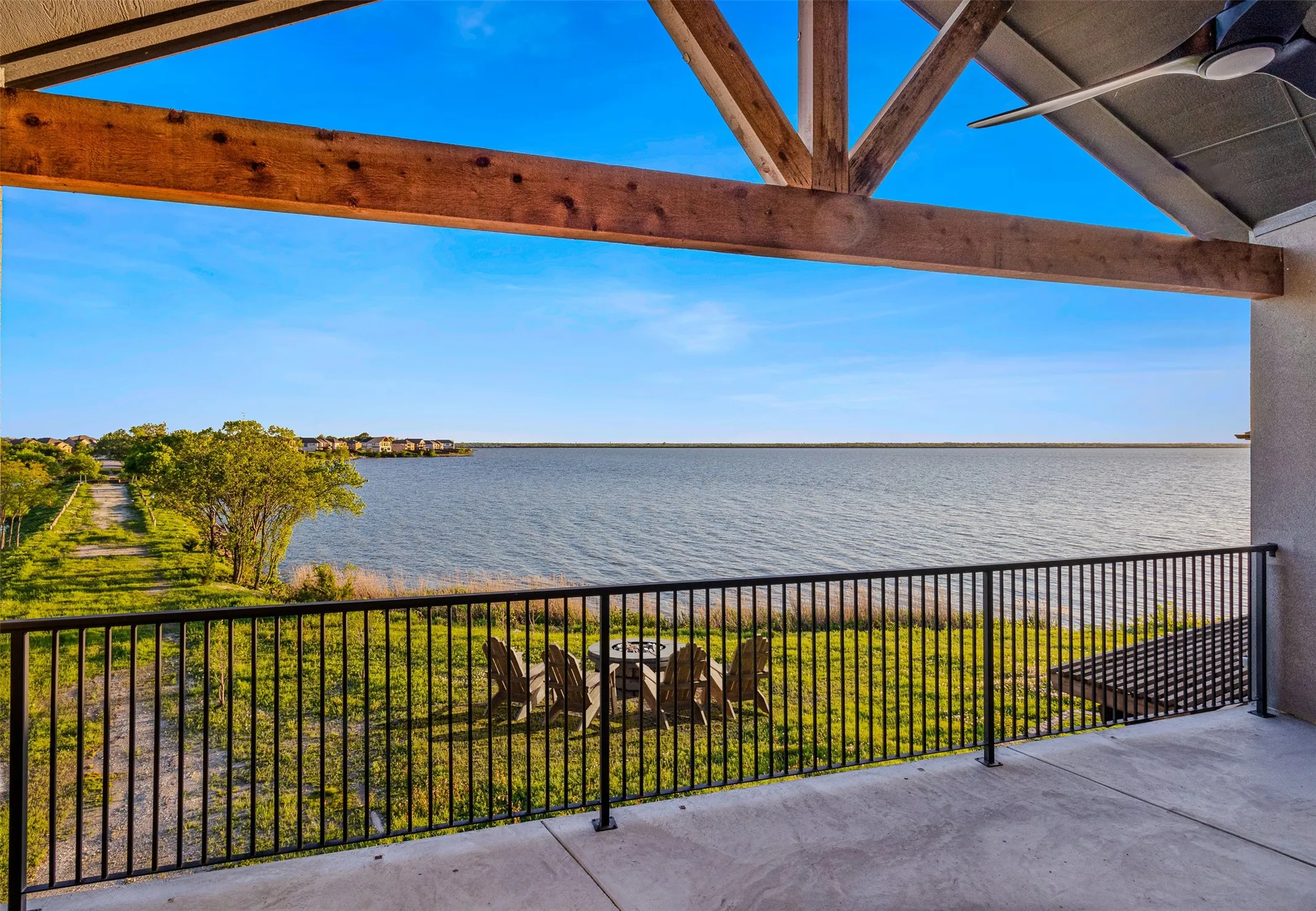 Single Family Residence For Sale in Kaufman County , 1960 Noe Boulevard, Heath, Texas 75126, 4 Bedrooms, 6 Bathrooms, 3 Garage spaces, 4,279 Sqft, built in 2025, New Construction - Complete, Price $2,700,000, mls#21156696, Real Estate Agent in Heath, Homes For Sale in Kaufman county, Homes For Sale in Heath, Realtor in Heath Texas, Real Estate Brokerage Independent Realty Texas, Luminita Cordes Realtor