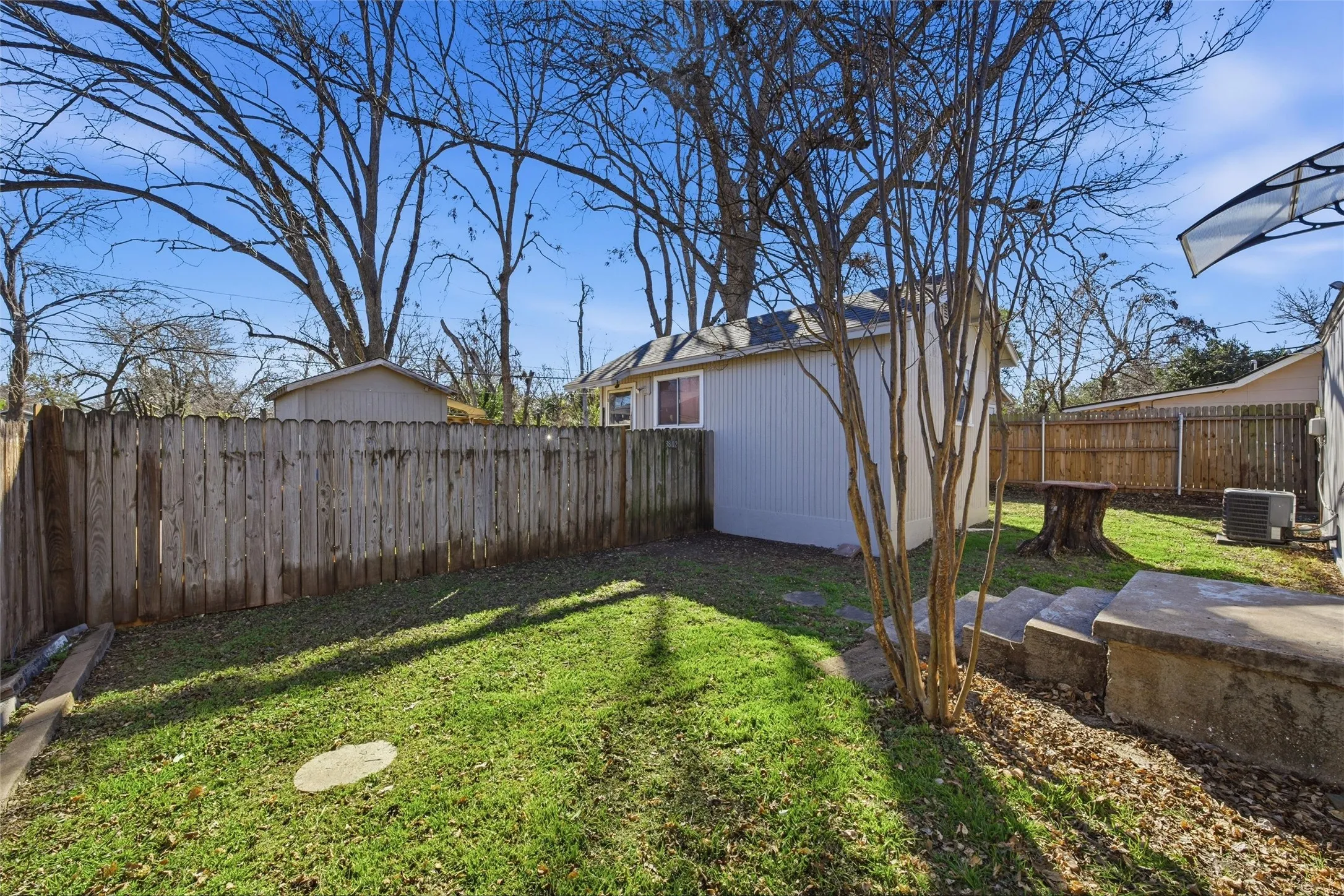 Single Family Residence For Sale in Mc Lennan County , 3804 Colcord Avenue, Waco, Texas 76707, 2 Bedrooms, 1 Bathroom, Garage spaces, 858 Sqft, built in 1947, Price $155,000, mls#21152468, Real Estate Agent in Waco, Homes For Sale in Mc Lennan county, Homes For Sale in Waco, Realtor in Waco Texas, Real Estate Brokerage Independent Realty Texas, Luminita Cordes Realtor