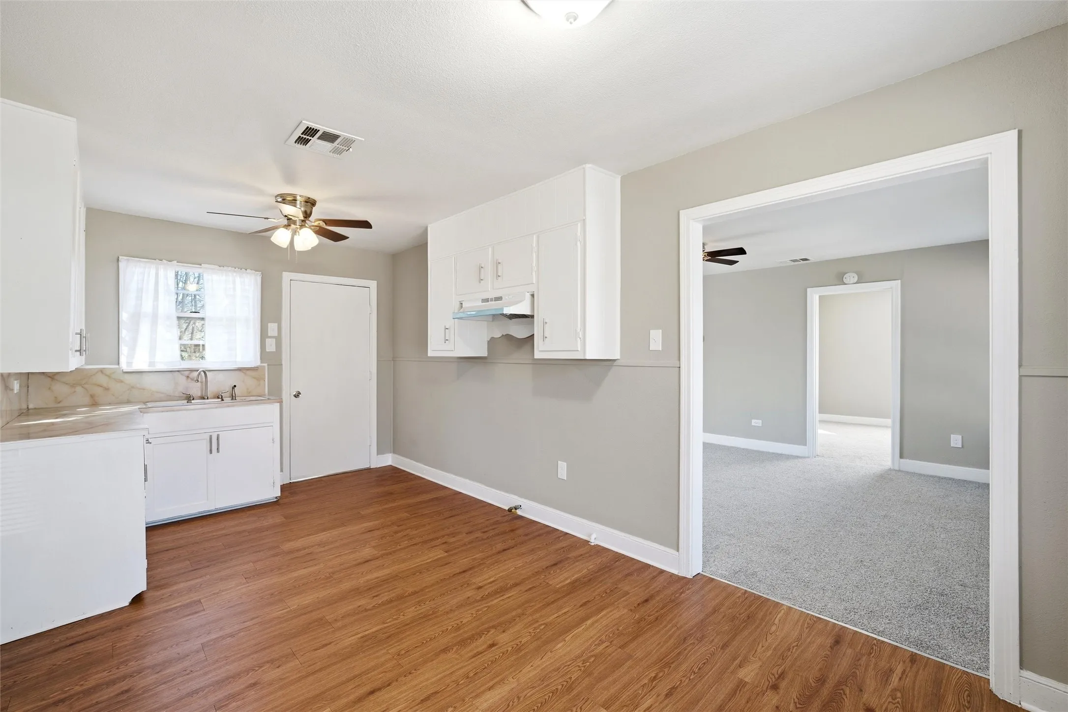 Single Family Residence For Sale in Mc Lennan County , 3804 Colcord Avenue, Waco, Texas 76707, 2 Bedrooms, 1 Bathroom, Garage spaces, 858 Sqft, built in 1947, Price $155,000, mls#21152468, Real Estate Agent in Waco, Homes For Sale in Mc Lennan county, Homes For Sale in Waco, Realtor in Waco Texas, Real Estate Brokerage Independent Realty Texas, Luminita Cordes Realtor