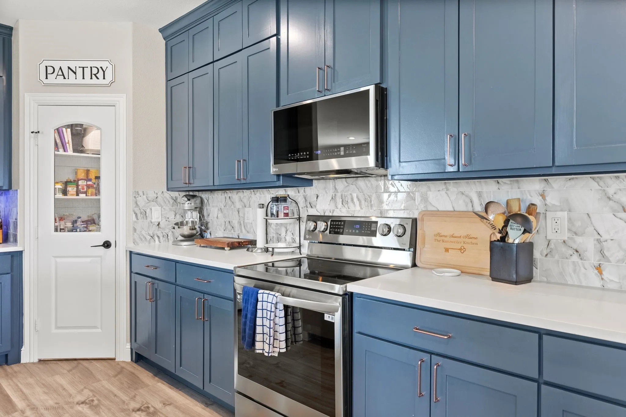 Single Family Residence For Sale in Hunt County , 4280 County Road 3220, Lone Oak, Texas 75453, 4 Bedroom, 3 Bathroom, 2 Garage spaces, 2,624 Sqft, built in 2022, mls#21156813, Real Estate Agent in Lone Oak, Homes For Sale in Hunt county, Homes For Sale in Lone Oak, Realtor in Lone Oak Texas, Real Estate Brokerage Independent Realty Texas, Luminita Cordes Realtor