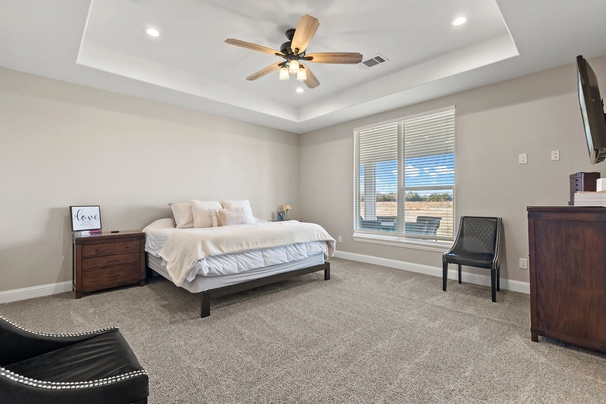 Single Family Residence For Sale in Hunt County , 4280 County Road 3220, Lone Oak, Texas 75453, 4 Bedroom, 3 Bathroom, 2 Garage spaces, 2,624 Sqft, built in 2022, mls#21156813, Real Estate Agent in Lone Oak, Homes For Sale in Hunt county, Homes For Sale in Lone Oak, Realtor in Lone Oak Texas, Real Estate Brokerage Independent Realty Texas, Luminita Cordes Realtor