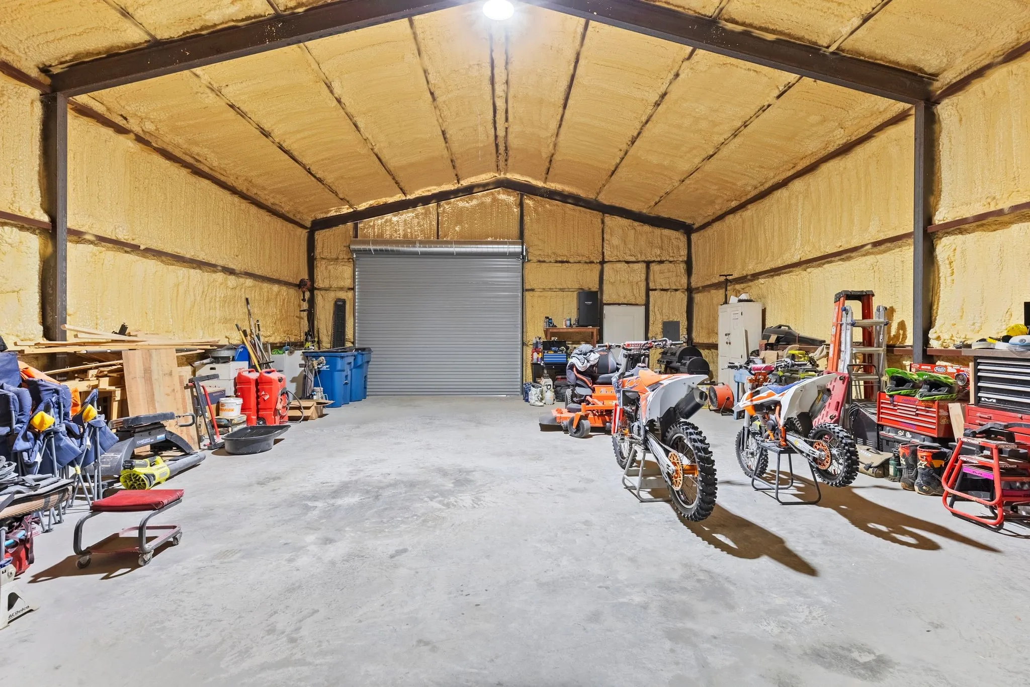 Single Family Residence For Sale in Hunt County , 4280 County Road 3220, Lone Oak, Texas 75453, 4 Bedroom, 3 Bathroom, 2 Garage spaces, 2,624 Sqft, built in 2022, mls#21156813, Real Estate Agent in Lone Oak, Homes For Sale in Hunt county, Homes For Sale in Lone Oak, Realtor in Lone Oak Texas, Real Estate Brokerage Independent Realty Texas, Luminita Cordes Realtor