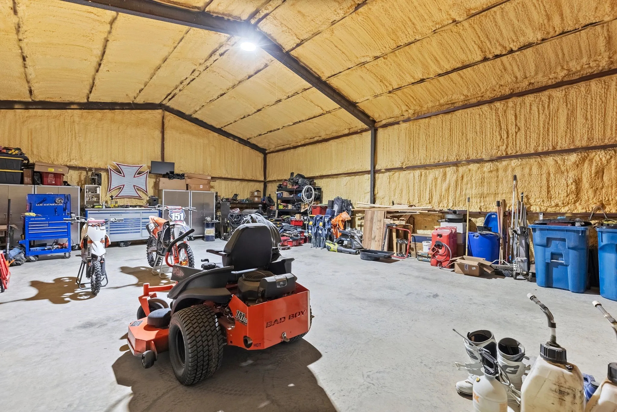 Single Family Residence For Sale in Hunt County , 4280 County Road 3220, Lone Oak, Texas 75453, 4 Bedroom, 3 Bathroom, 2 Garage spaces, 2,624 Sqft, built in 2022, mls#21156813, Real Estate Agent in Lone Oak, Homes For Sale in Hunt county, Homes For Sale in Lone Oak, Realtor in Lone Oak Texas, Real Estate Brokerage Independent Realty Texas, Luminita Cordes Realtor