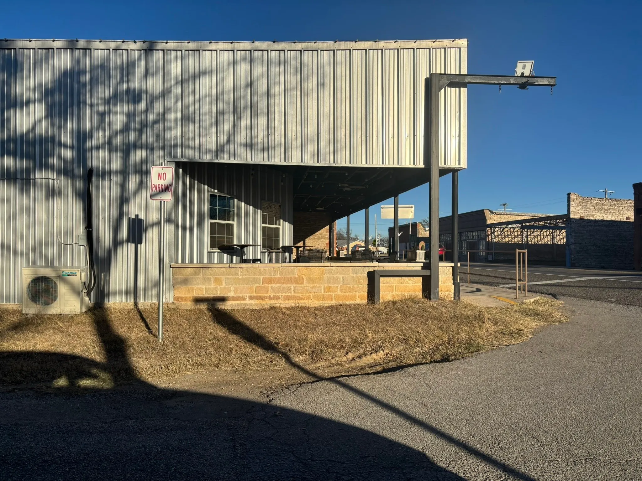 Retail For Sale in Hood County , 8718 W US Highway 377, Tolar, Texas 76476, 0, 0, Garage spaces, 0 Sqft, built in 1940, Preowned, mls#21155557, Real Estate Agent in Tolar, Homes For Sale in Hood county, Homes For Sale in Tolar, Realtor in Tolar Texas, Real Estate Brokerage Independent Realty Texas, Luminita Cordes Realtor