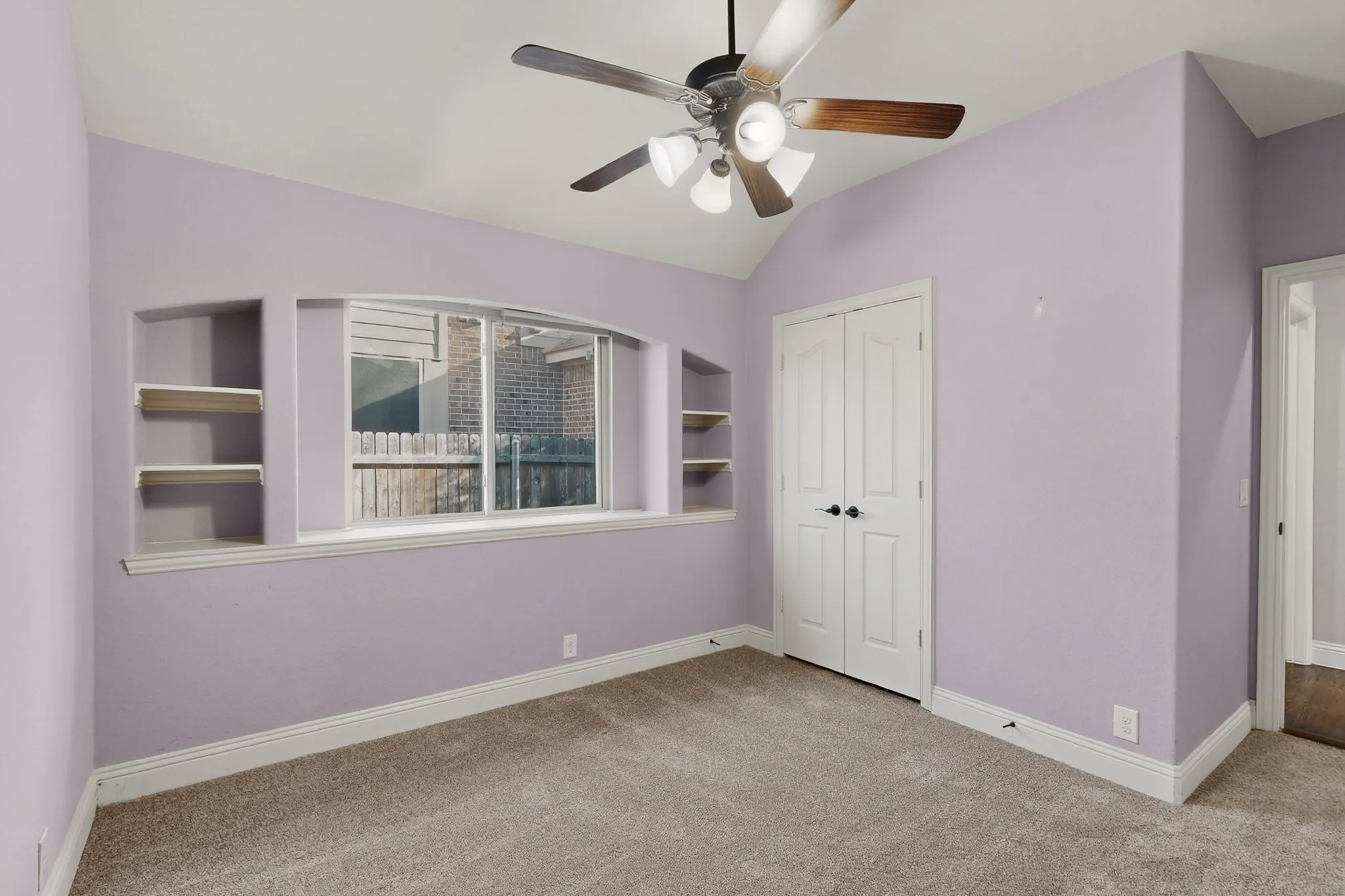 Single Family Residence For Sale in Johnson County , 832 Monticello Drive, Burleson, Texas 76028, 5 Bedroom, 3 Bathroom, 2 Garage spaces, 3,294 Sqft, built in 2015, Preowned, mls#21154728, Real Estate Agent in Burleson, Homes For Sale in Johnson county, Homes For Sale in Burleson, Realtor in Burleson Texas, Real Estate Brokerage Independent Realty Texas, Luminita Cordes Realtor