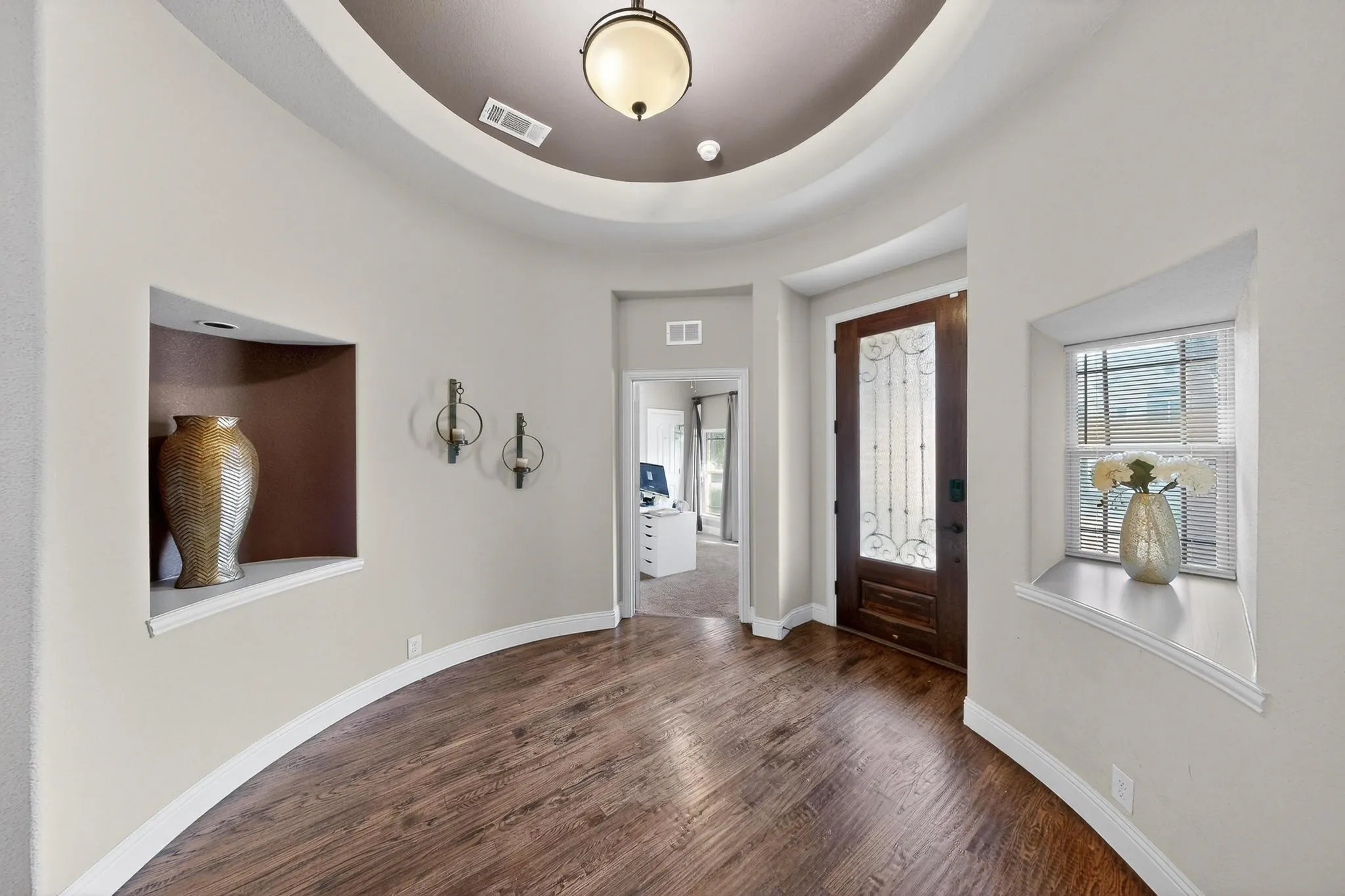 Single Family Residence For Sale in Johnson County , 832 Monticello Drive, Burleson, Texas 76028, 5 Bedroom, 3 Bathroom, 2 Garage spaces, 3,294 Sqft, built in 2015, Preowned, mls#21154728, Real Estate Agent in Burleson, Homes For Sale in Johnson county, Homes For Sale in Burleson, Realtor in Burleson Texas, Real Estate Brokerage Independent Realty Texas, Luminita Cordes Realtor