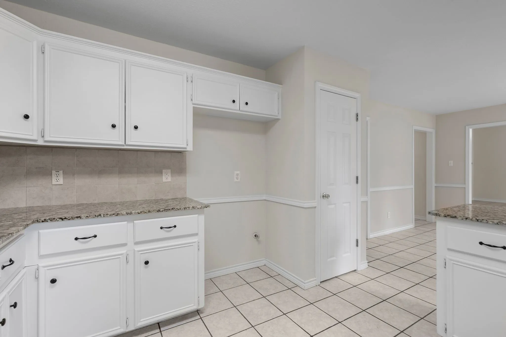 Single Family Residence For Sale in Grayson County , 105 Park Lane, Pottsboro, Texas 75076, 4 Bedroom, 3 Bathroom, 2 Garage spaces, 2,744 Sqft, built in 1995, Preowned, mls#21147247, Real Estate Agent in Pottsboro, Homes For Sale in Grayson county, Homes For Sale in Pottsboro, Realtor in Pottsboro Texas, Real Estate Brokerage Independent Realty Texas, Luminita Cordes Realtor