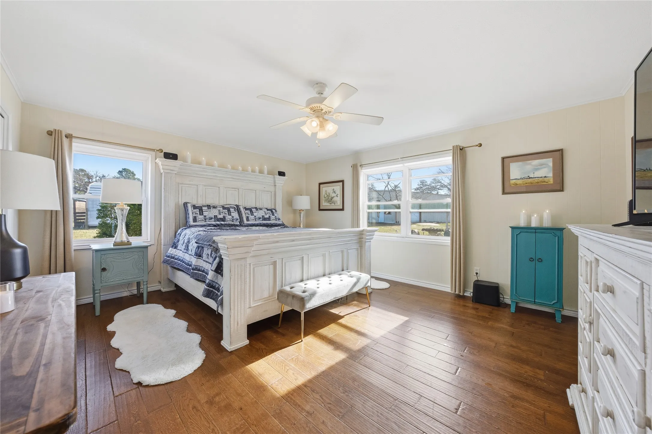Single Family Residence For Sale in Anderson County , 3662 ACR 359, Palestine, Texas 75803, 3 Bedrooms, 3 Bathrooms, 3 Garage spaces, 2,344 Sqft, built in 1972, Price $855,000, mls#21156872, Real Estate Agent in Palestine, Homes For Sale in Anderson county, Homes For Sale in Palestine, Realtor in Palestine Texas, Real Estate Brokerage Independent Realty Texas, Luminita Cordes Realtor