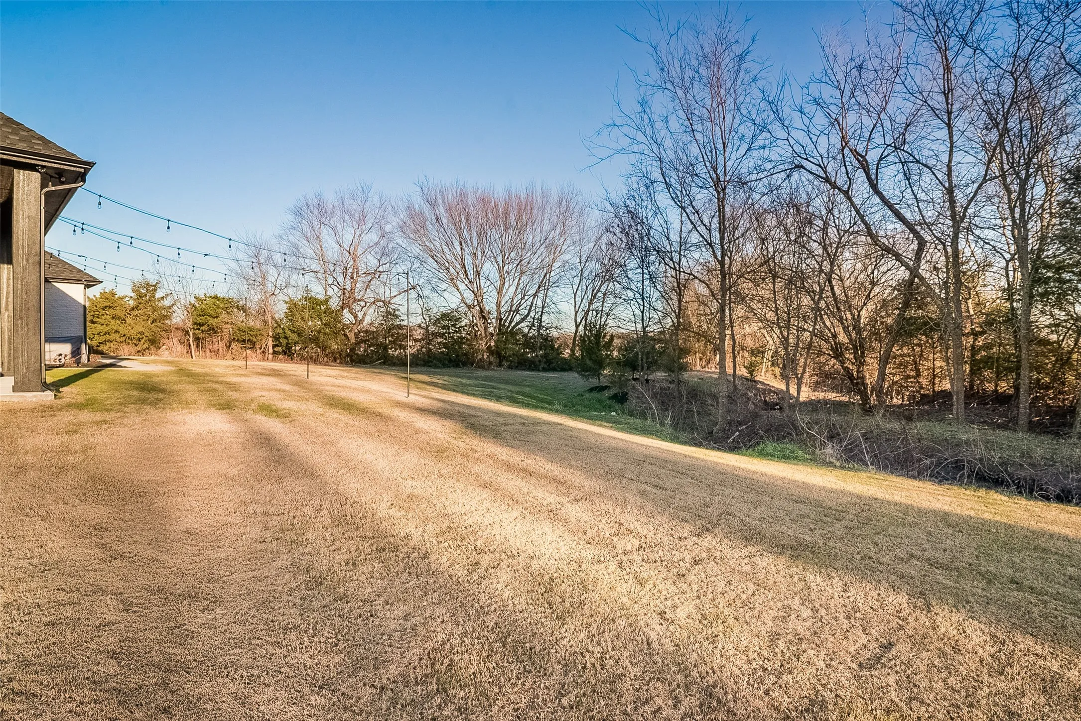 Single Family Residence For Sale in Grayson County , 1843 Granite Way, Van Alstyne, Texas 75495, 5 Bedroom, 3 Bathroom, 3 Garage spaces, 2,829 Sqft, built in 2024, mls#21155725, Real Estate Agent in Van Alstyne, Homes For Sale in Grayson county, Homes For Sale in Van Alstyne, Realtor in Van Alstyne Texas, Real Estate Brokerage Independent Realty Texas, Luminita Cordes Realtor