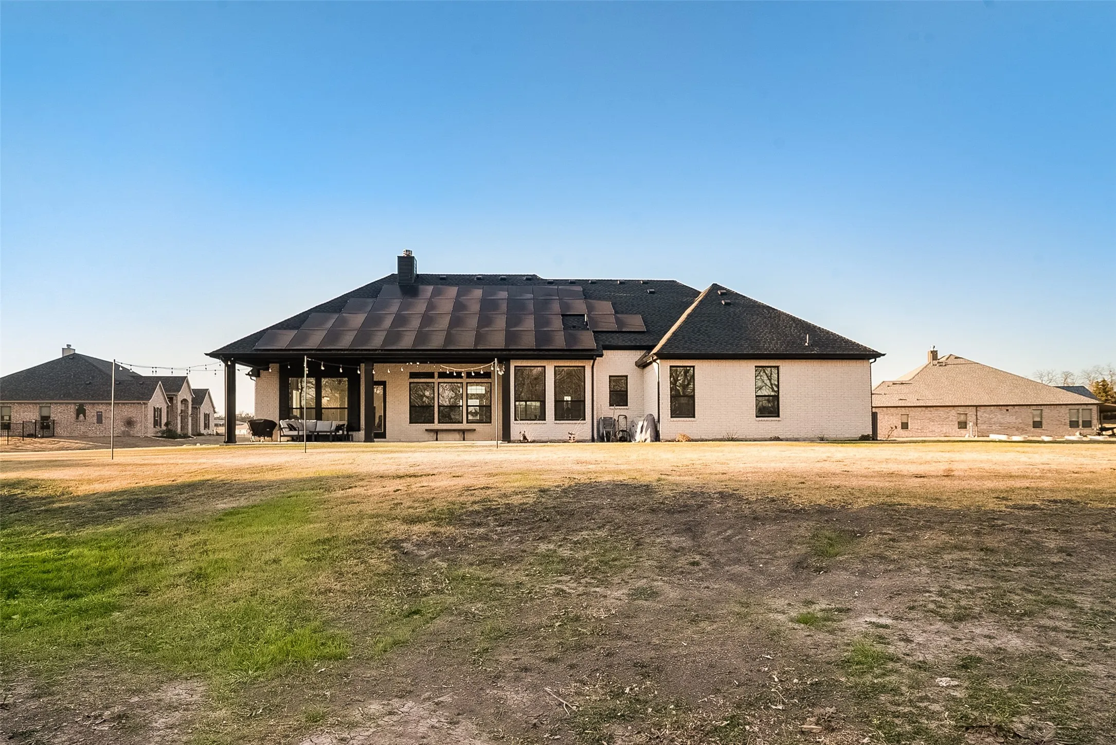 Single Family Residence For Sale in Grayson County , 1843 Granite Way, Van Alstyne, Texas 75495, 5 Bedroom, 3 Bathroom, 3 Garage spaces, 2,829 Sqft, built in 2024, mls#21155725, Real Estate Agent in Van Alstyne, Homes For Sale in Grayson county, Homes For Sale in Van Alstyne, Realtor in Van Alstyne Texas, Real Estate Brokerage Independent Realty Texas, Luminita Cordes Realtor