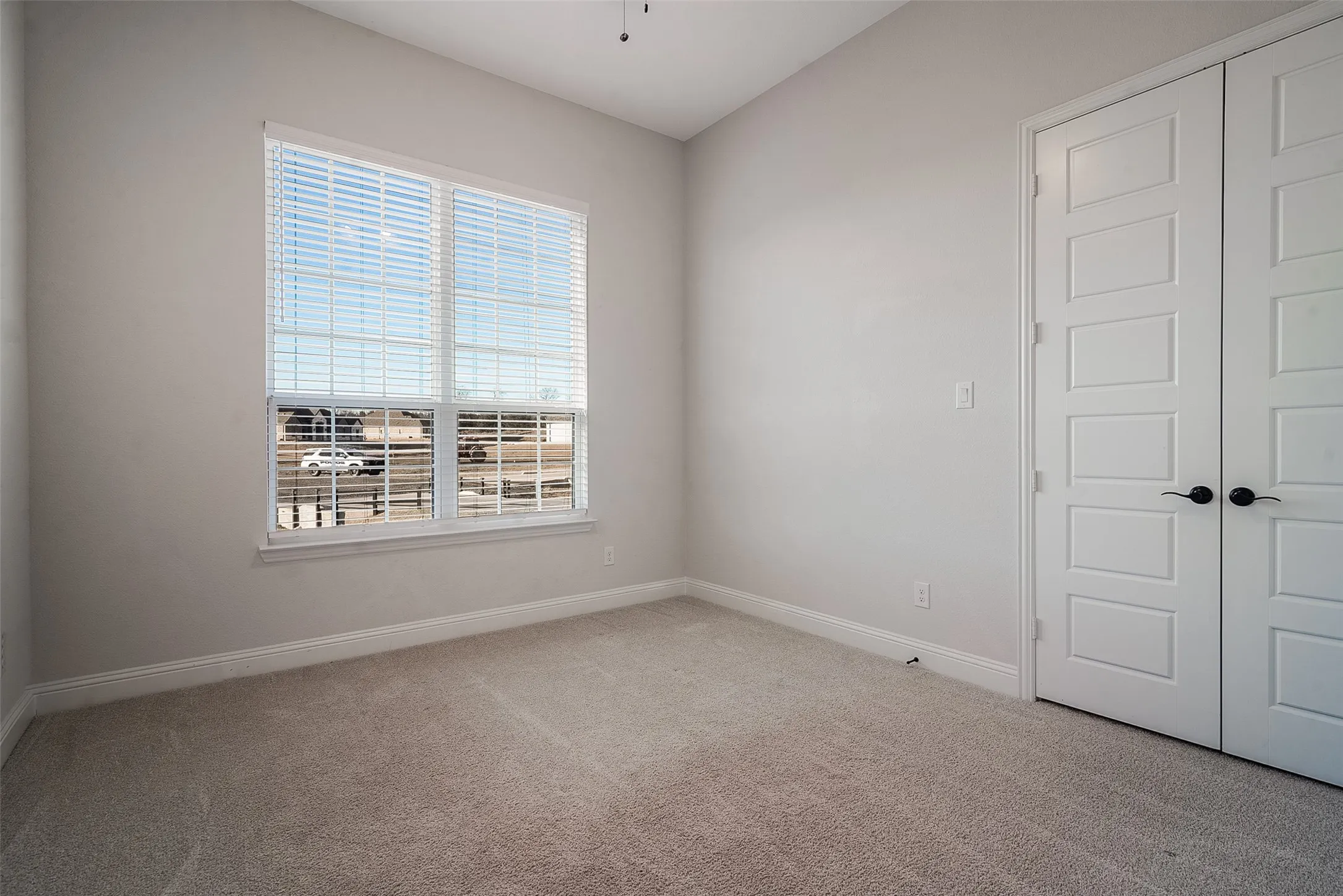 Single Family Residence For Sale in Grayson County , 1843 Granite Way, Van Alstyne, Texas 75495, 5 Bedroom, 3 Bathroom, 3 Garage spaces, 2,829 Sqft, built in 2024, mls#21155725, Real Estate Agent in Van Alstyne, Homes For Sale in Grayson county, Homes For Sale in Van Alstyne, Realtor in Van Alstyne Texas, Real Estate Brokerage Independent Realty Texas, Luminita Cordes Realtor