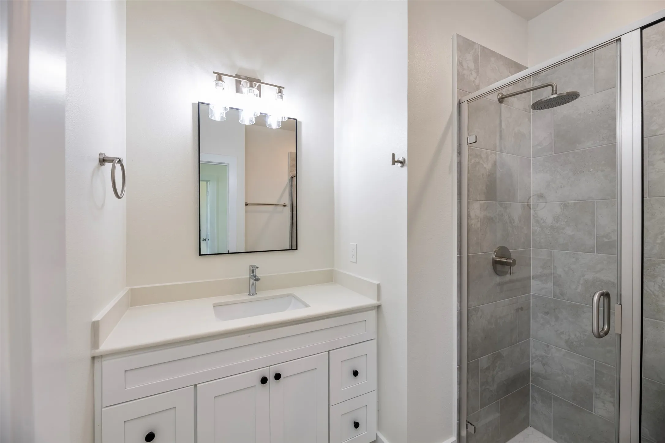 Single Family Residence For Sale in Collin County , 1785 crestridge Circle, Princeton, Texas 75407, 4 Bedroom, 5 Bathroom, 2 Garage spaces, 3,656 Sqft, built in 2025, mls#21156432, Real Estate Agent in Princeton, Homes For Sale in Collin county, Homes For Sale in Princeton, Realtor in Princeton Texas, Real Estate Brokerage Independent Realty Texas, Luminita Cordes Realtor