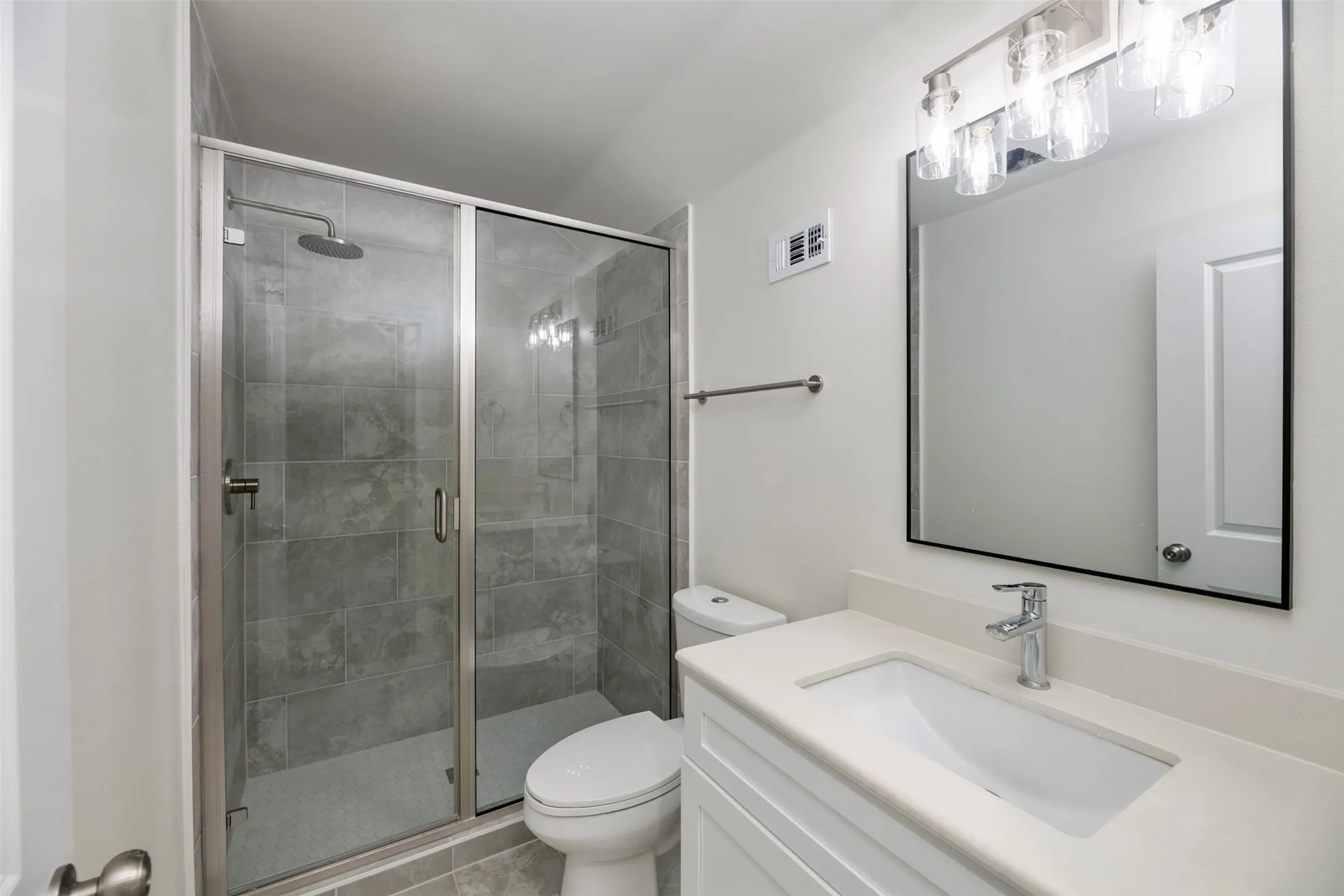 Upstairs bathroom