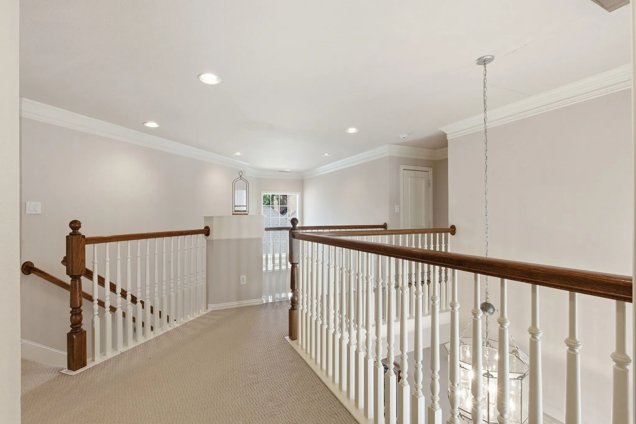  landing area, and recessed lighting