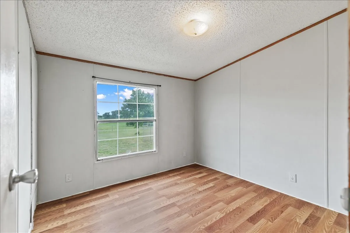 Manufactured Home For Sale in Johnson County , 5680 County Road 1217, Cleburne, Texas 76033, 3 Bedroom, 2 Bathroom, Garage spaces, 1,736 Sqft, built in 1996, Preowned, mls#21153868, Real Estate Agent in Cleburne, Homes For Sale in Johnson county, Homes For Sale in Cleburne, Realtor in Cleburne Texas, Real Estate Brokerage Independent Realty Texas, Luminita Cordes Realtor