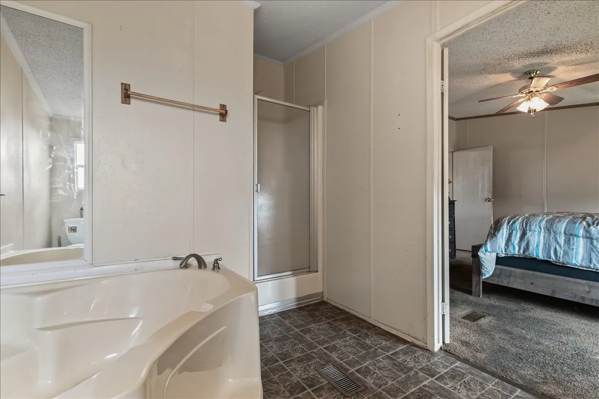 Manufactured Home For Sale in Johnson County , 5680 County Road 1217, Cleburne, Texas 76033, 3 Bedroom, 2 Bathroom, Garage spaces, 1,736 Sqft, built in 1996, Preowned, mls#21153868, Real Estate Agent in Cleburne, Homes For Sale in Johnson county, Homes For Sale in Cleburne, Realtor in Cleburne Texas, Real Estate Brokerage Independent Realty Texas, Luminita Cordes Realtor