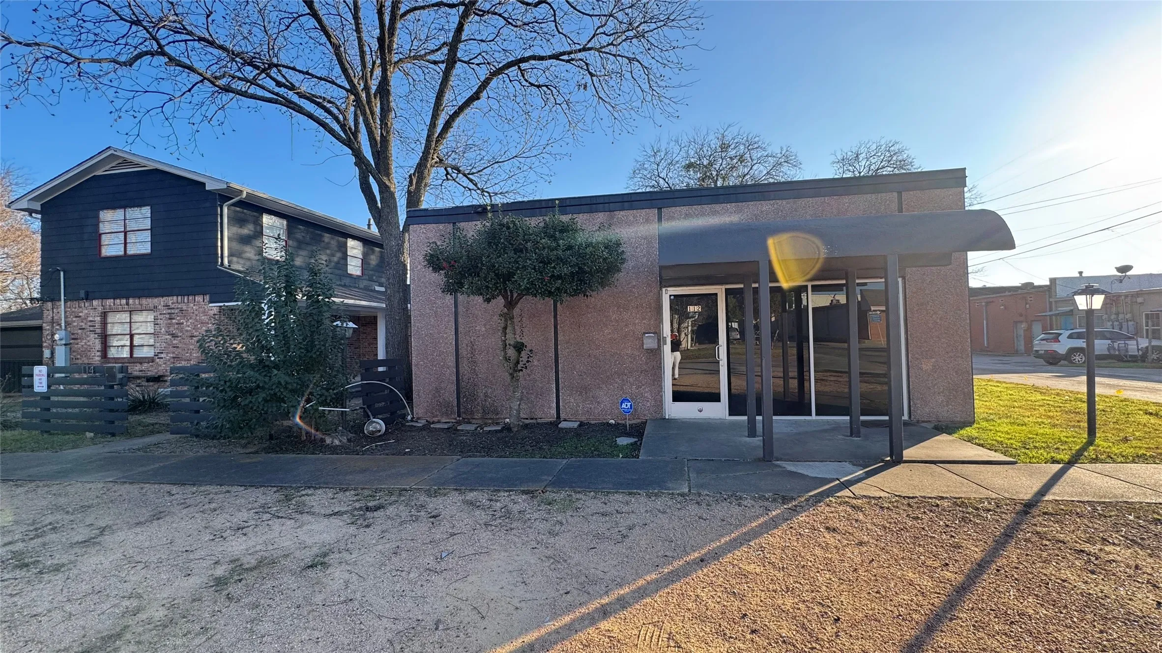 Retail For Sale in Dallas County , 112 Wes Jespersen Way, Duncanville, Texas 75116, 0, 0, Garage spaces, 0 Sqft, built in 1986, Preowned, mls#21157065, Real Estate Agent in Duncanville, Homes For Sale in Dallas county, Homes For Sale in Duncanville, Realtor in Duncanville Texas, Real Estate Brokerage Independent Realty Texas, Luminita Cordes Realtor