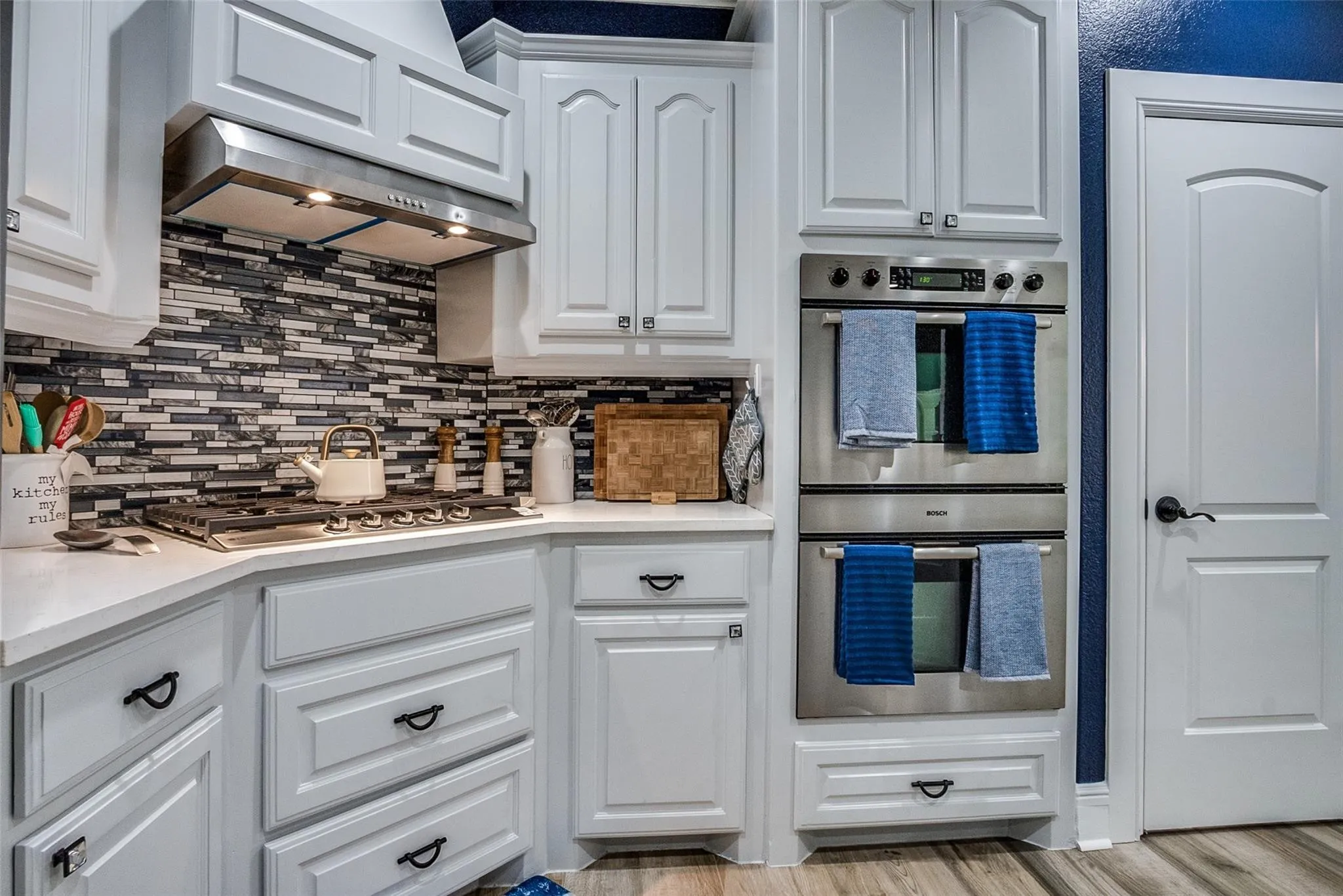 Single Family Residence For Sale in Parker County , 305 Post View Drive, Aledo, Texas 76008, 3 Bedroom, 3 Bathroom, 2 Garage spaces, 2,394 Sqft, built in 2007, mls#21152758, Real Estate Agent in Aledo, Homes For Sale in Parker county, Homes For Sale in Aledo, Realtor in Aledo Texas, Real Estate Brokerage Independent Realty Texas, Luminita Cordes Realtor
