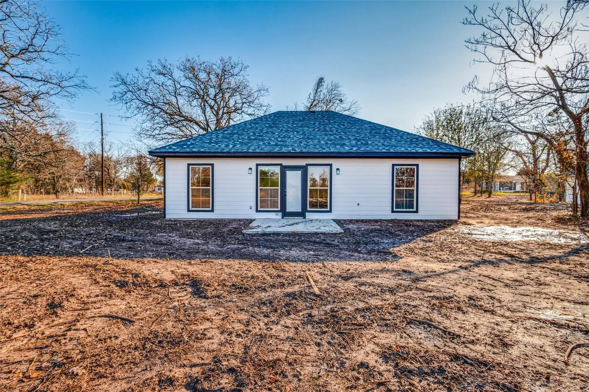 Single Family Residence For Sale in Henderson County , 420 Kelly Lane, Seven Points, Texas 75143, 3 Bedroom, 2 Bathroom, 2 Garage spaces, 1,398 Sqft, built in 2024, New Construction - Complete, mls#21157086, Real Estate Agent in Seven Points, Homes For Sale in Henderson county, Homes For Sale in Seven Points, Realtor in Seven Points Texas, Real Estate Brokerage Independent Realty Texas, Luminita Cordes Realtor