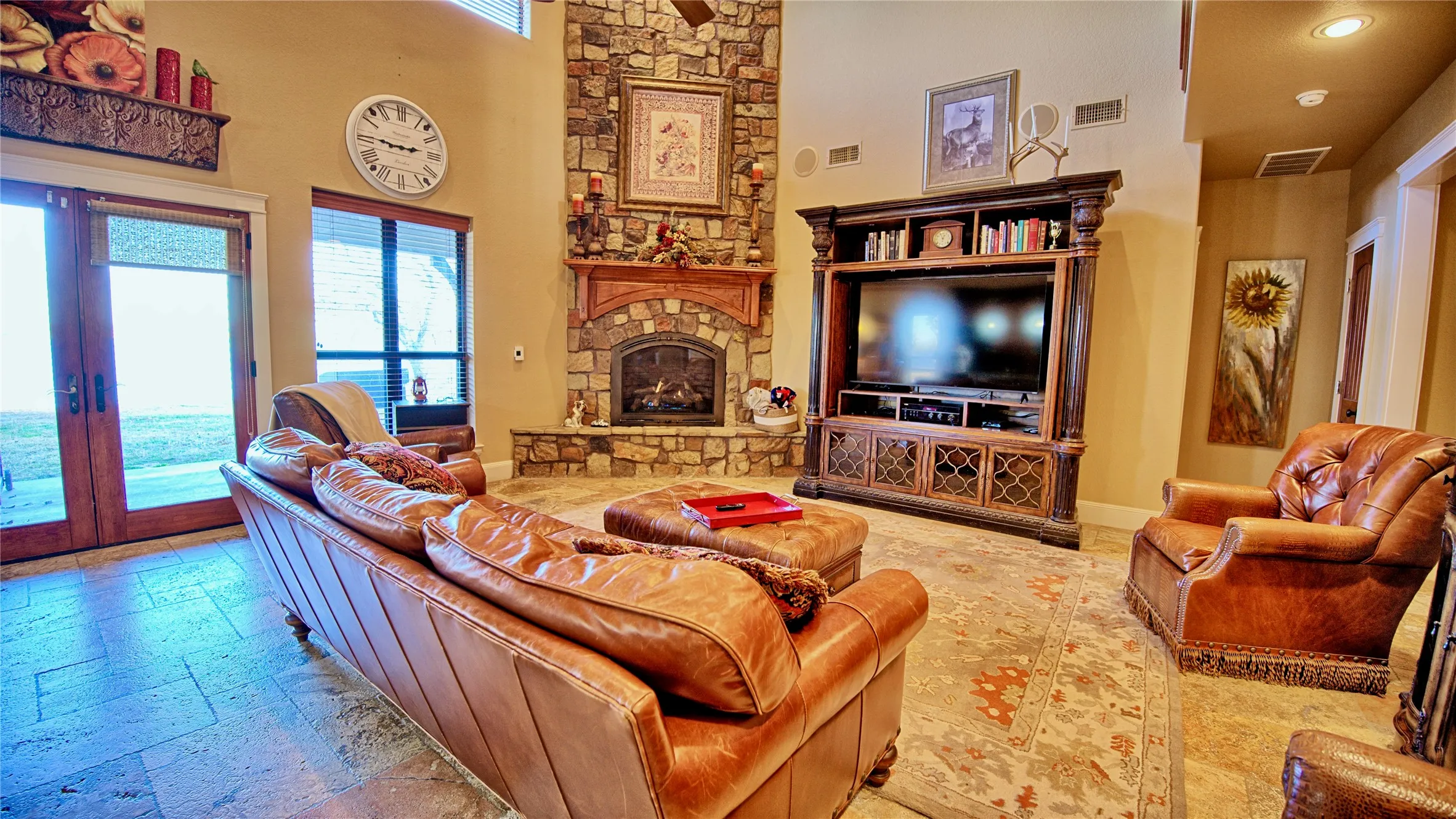 Single Family Residence For Sale in Montague County , 202 Storey Road, Nocona, Texas 76255, 3 Bedroom, 3 Bathroom, 2 Garage spaces, 3,636 Sqft, built in 2008, Preowned, mls#21157134, Real Estate Agent in Nocona, Homes For Sale in Montague county, Homes For Sale in Nocona, Realtor in Nocona Texas, Real Estate Brokerage Independent Realty Texas, Luminita Cordes Realtor