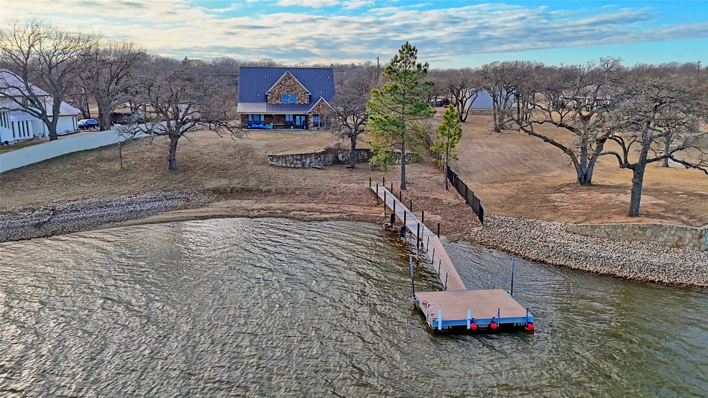 Single Family Residence For Sale in Montague County , 202 Storey Road, Nocona, Texas 76255, 3 Bedroom, 3 Bathroom, 2 Garage spaces, 3,636 Sqft, built in 2008, Preowned, mls#21157134, Real Estate Agent in Nocona, Homes For Sale in Montague county, Homes For Sale in Nocona, Realtor in Nocona Texas, Real Estate Brokerage Independent Realty Texas, Luminita Cordes Realtor