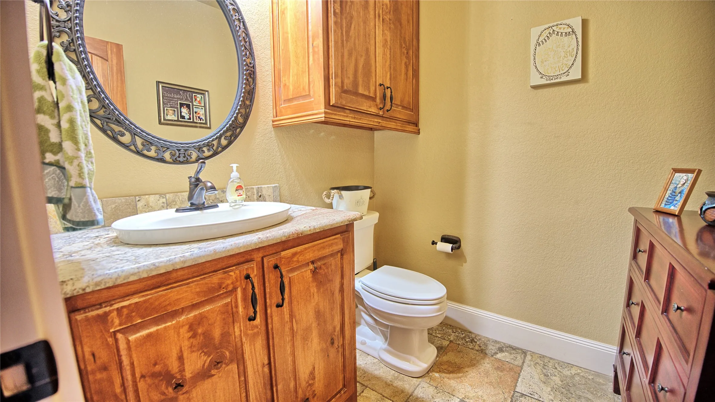 Single Family Residence For Sale in Montague County , 202 Storey Road, Nocona, Texas 76255, 3 Bedroom, 3 Bathroom, 2 Garage spaces, 3,636 Sqft, built in 2008, Preowned, mls#21157134, Real Estate Agent in Nocona, Homes For Sale in Montague county, Homes For Sale in Nocona, Realtor in Nocona Texas, Real Estate Brokerage Independent Realty Texas, Luminita Cordes Realtor