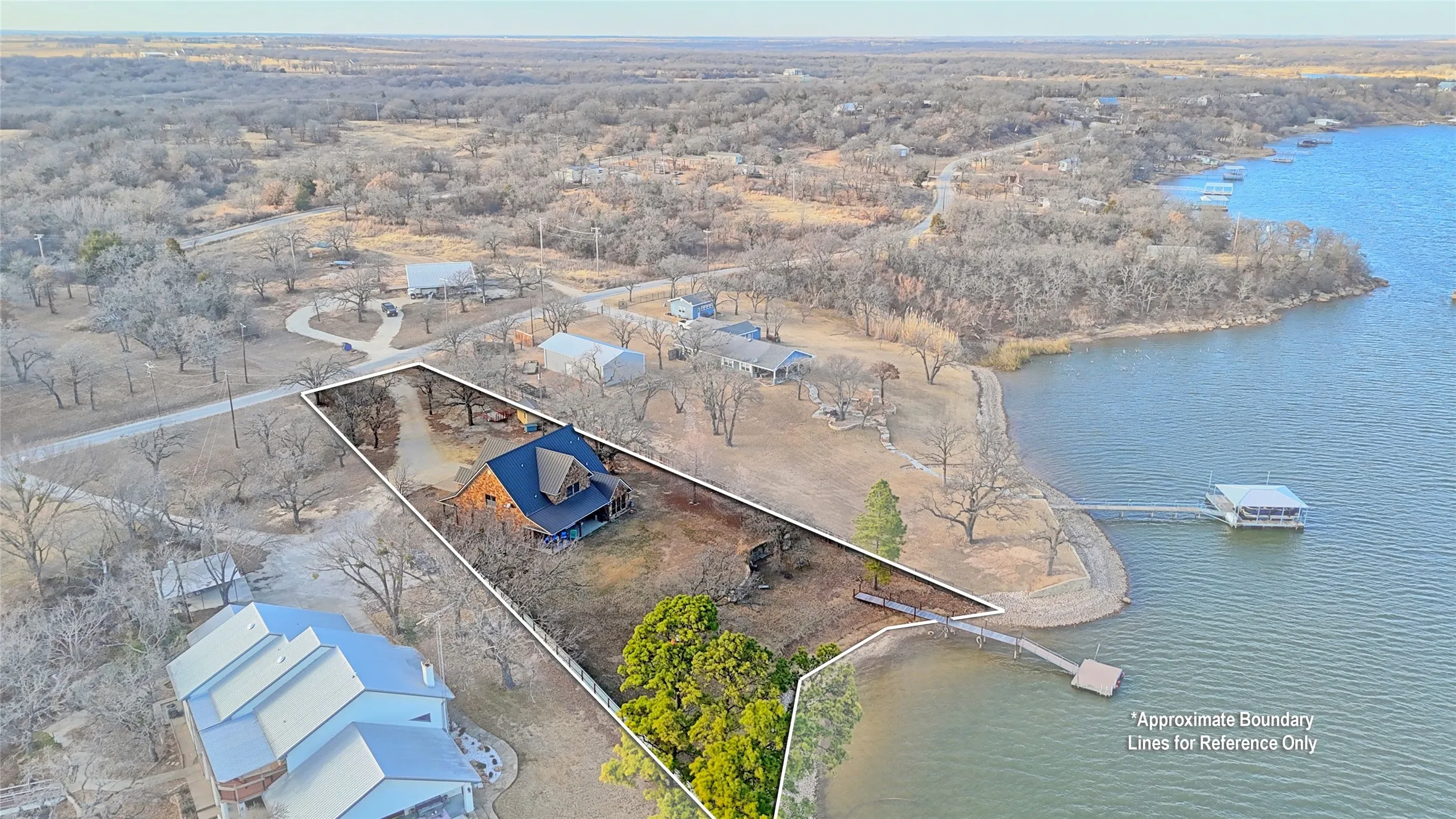 Single Family Residence For Sale in Montague County , 202 Storey Road, Nocona, Texas 76255, 3 Bedroom, 3 Bathroom, 2 Garage spaces, 3,636 Sqft, built in 2008, Preowned, mls#21157134, Real Estate Agent in Nocona, Homes For Sale in Montague county, Homes For Sale in Nocona, Realtor in Nocona Texas, Real Estate Brokerage Independent Realty Texas, Luminita Cordes Realtor
