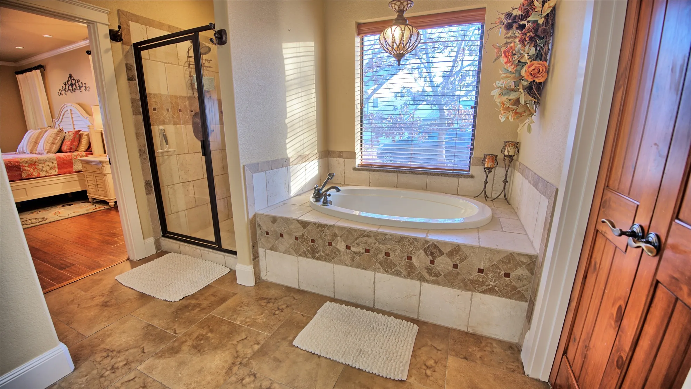 Single Family Residence For Sale in Montague County , 202 Storey Road, Nocona, Texas 76255, 3 Bedroom, 3 Bathroom, 2 Garage spaces, 3,636 Sqft, built in 2008, Preowned, mls#21157134, Real Estate Agent in Nocona, Homes For Sale in Montague county, Homes For Sale in Nocona, Realtor in Nocona Texas, Real Estate Brokerage Independent Realty Texas, Luminita Cordes Realtor