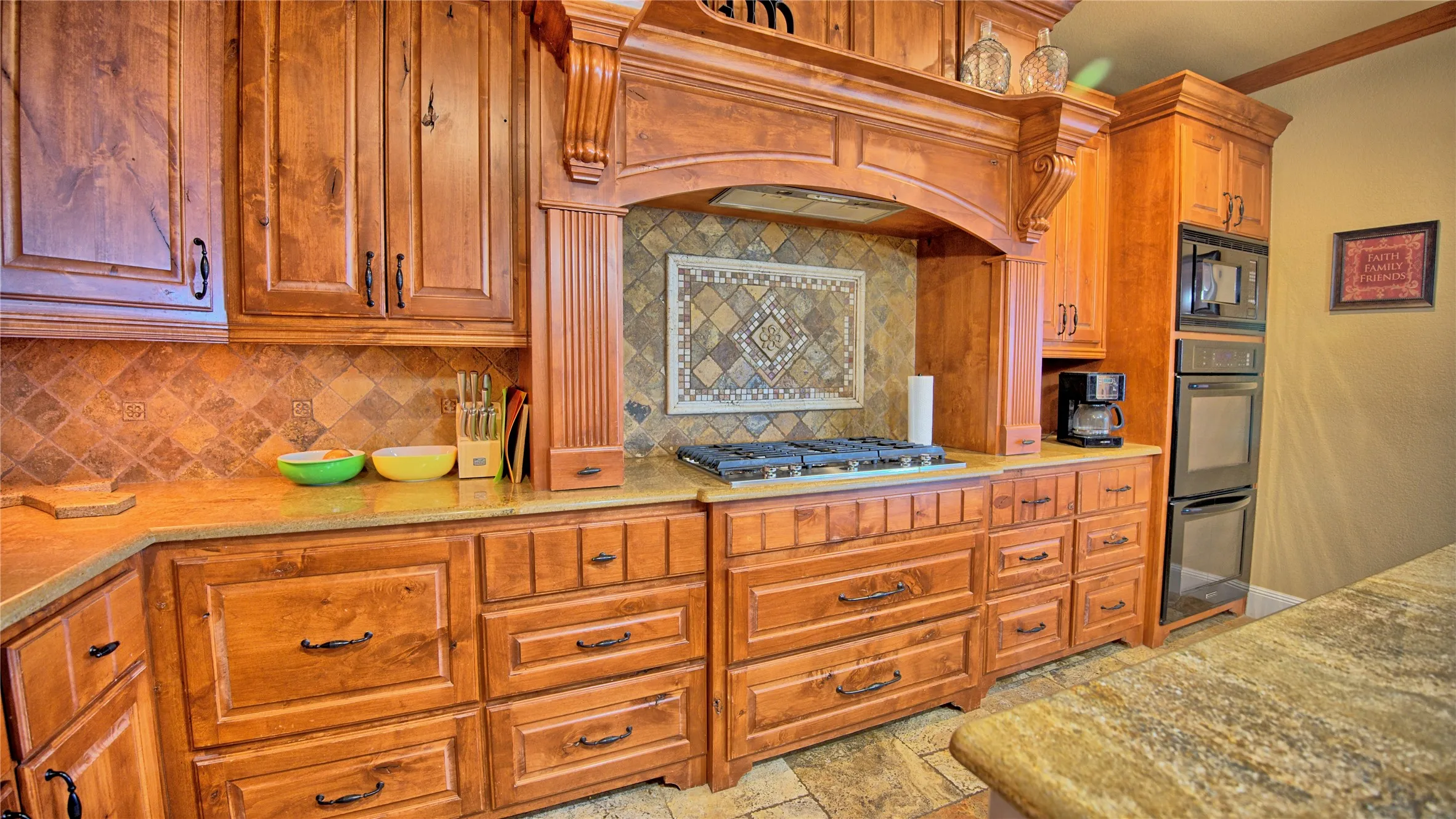 Single Family Residence For Sale in Montague County , 202 Storey Road, Nocona, Texas 76255, 3 Bedroom, 3 Bathroom, 2 Garage spaces, 3,636 Sqft, built in 2008, Preowned, mls#21157134, Real Estate Agent in Nocona, Homes For Sale in Montague county, Homes For Sale in Nocona, Realtor in Nocona Texas, Real Estate Brokerage Independent Realty Texas, Luminita Cordes Realtor