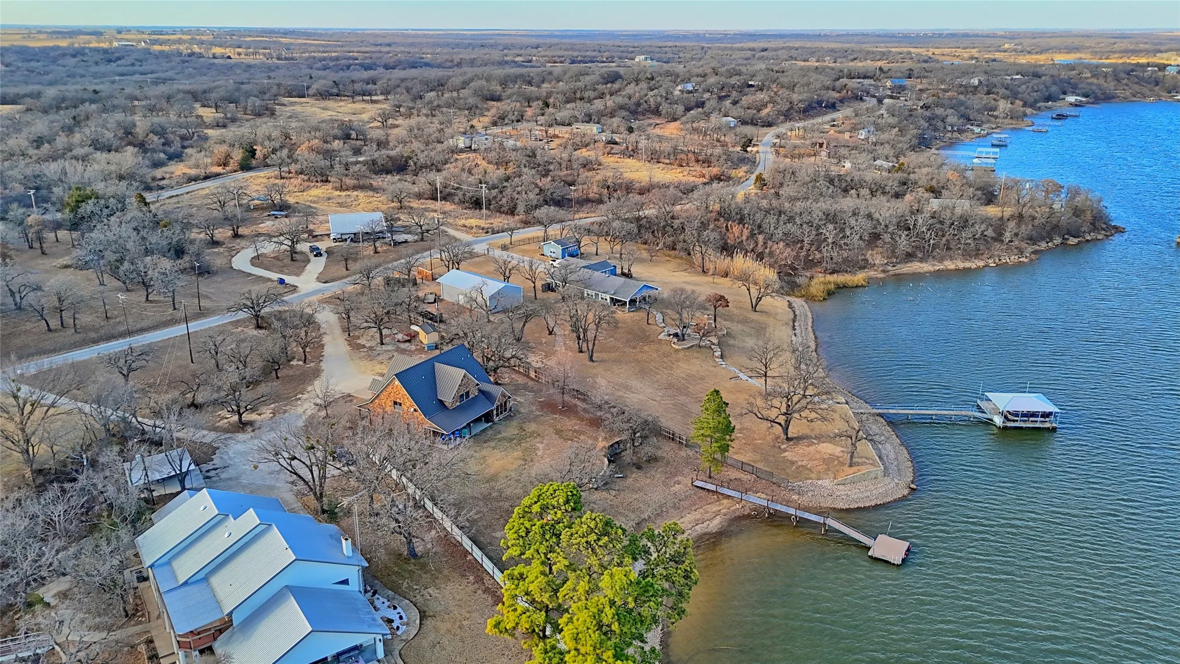 Single Family Residence For Sale in Montague County , 202 Storey Road, Nocona, Texas 76255, 3 Bedroom, 3 Bathroom, 2 Garage spaces, 3,636 Sqft, built in 2008, Preowned, mls#21157134, Real Estate Agent in Nocona, Homes For Sale in Montague county, Homes For Sale in Nocona, Realtor in Nocona Texas, Real Estate Brokerage Independent Realty Texas, Luminita Cordes Realtor