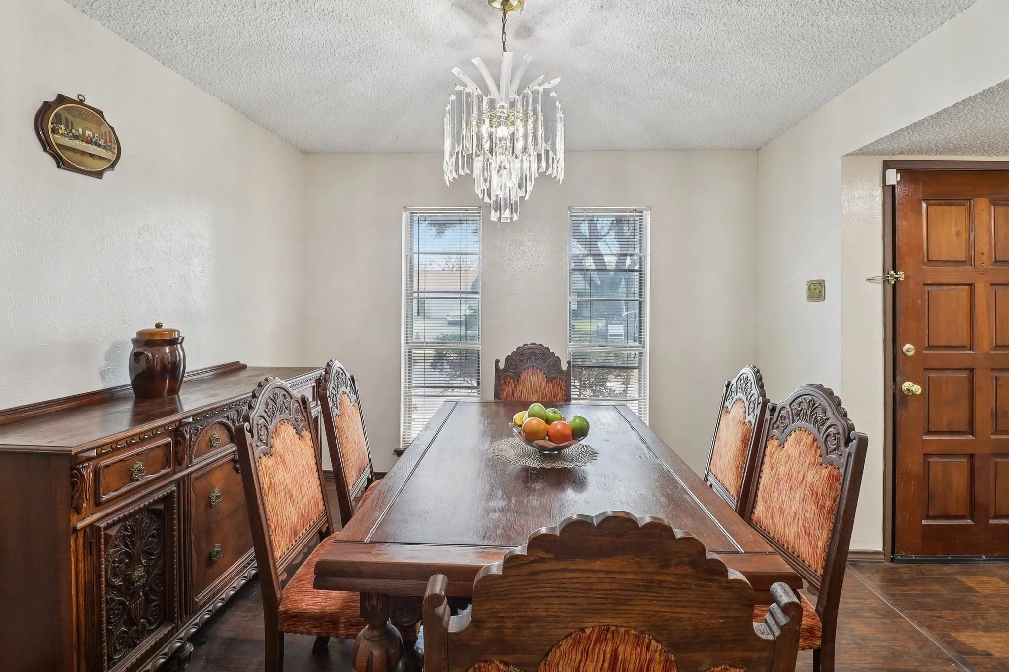 Single Family Residence For Sale in Dallas County , 326 E Ferndale Lane, Grand Prairie, Texas 75052, 4 Bedrooms, 2 Bathrooms, Garage spaces, 1,520 Sqft, built in 1974, Preowned, Price $290,000, mls#21157193, Real Estate Agent in Grand Prairie, Homes For Sale in Dallas county, Homes For Sale in Grand Prairie, Realtor in Grand Prairie Texas, Real Estate Brokerage Independent Realty Texas, Luminita Cordes Realtor